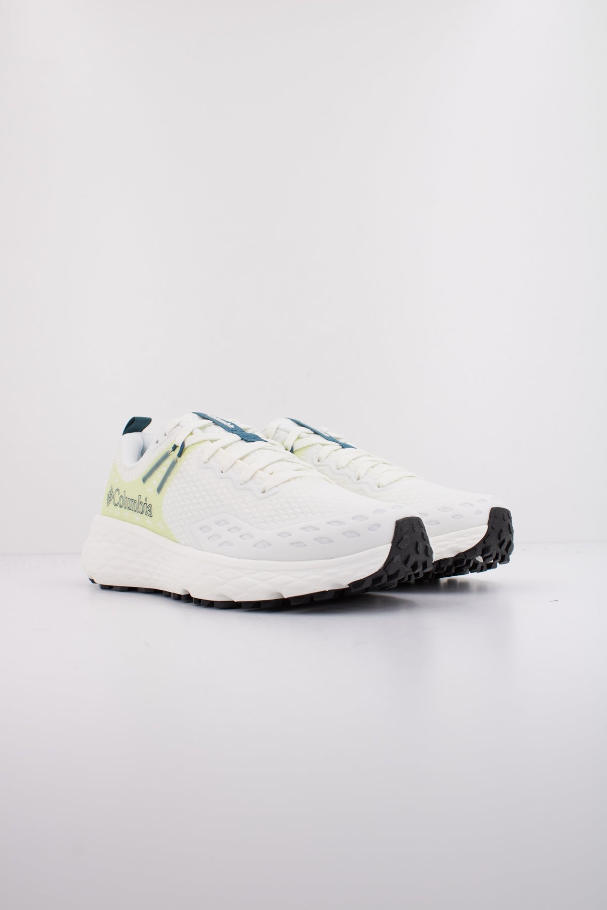 COLUMBIA CB KONOS TRS en color BLANCO  (2)