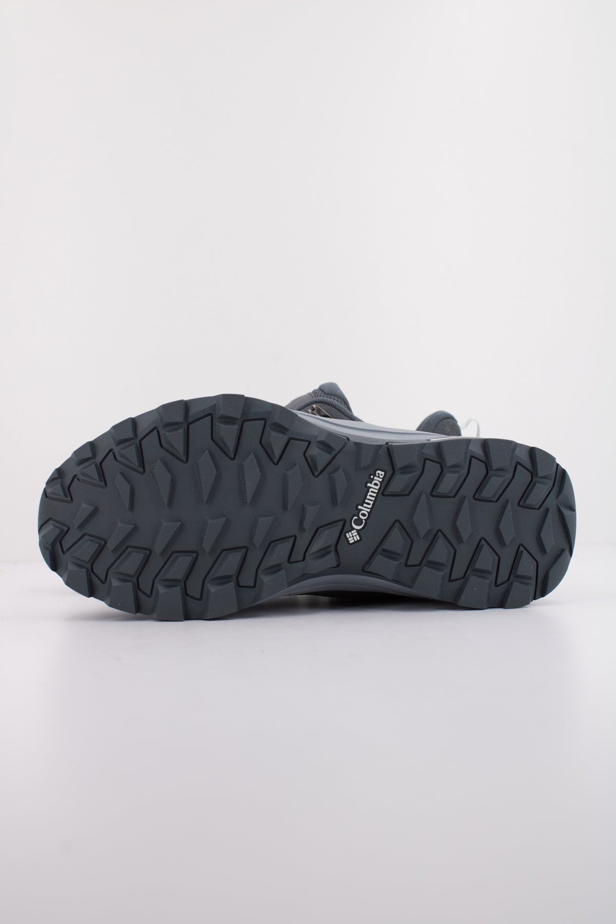 COLUMBIA  REDMOND IV LOW WATERPROOF  en color GRIS  (5)