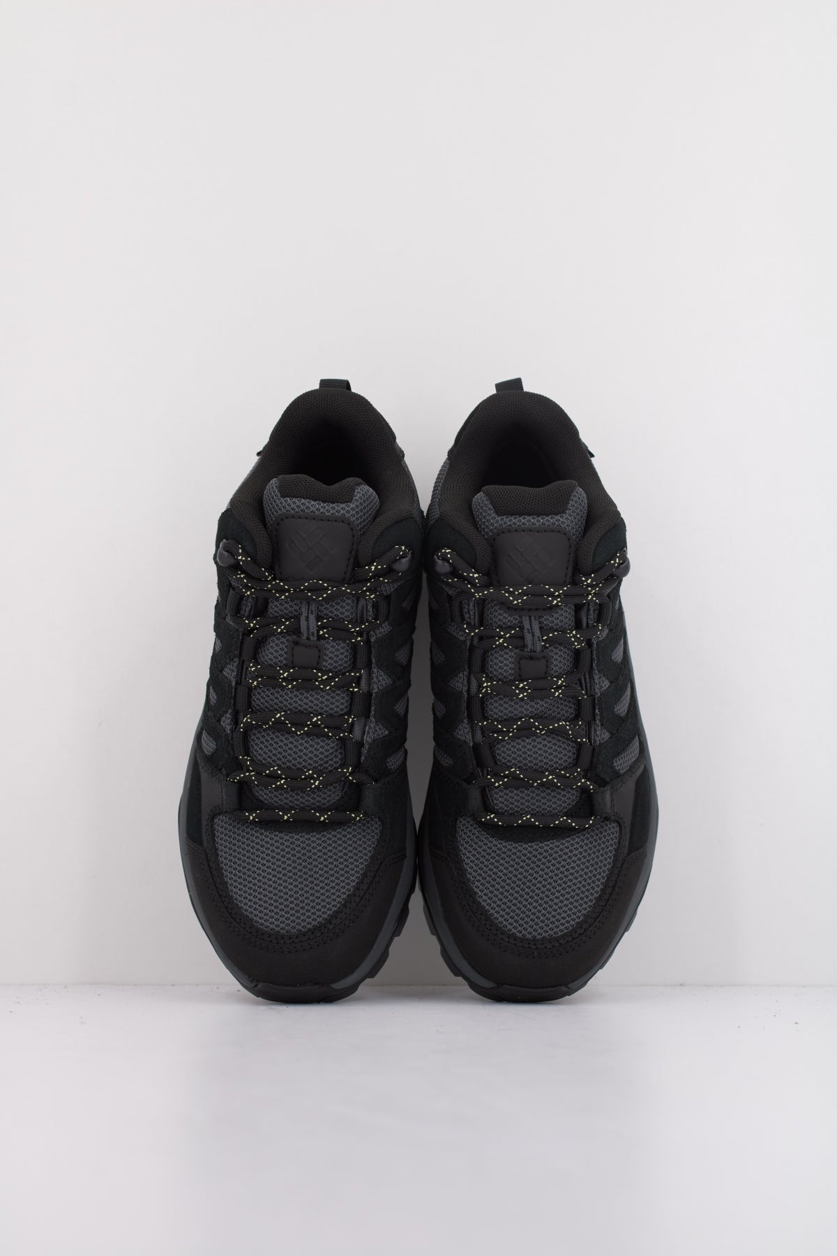 COLUMBIA REDMOND IV MID WATERPROOF en color NEGRO  (3)