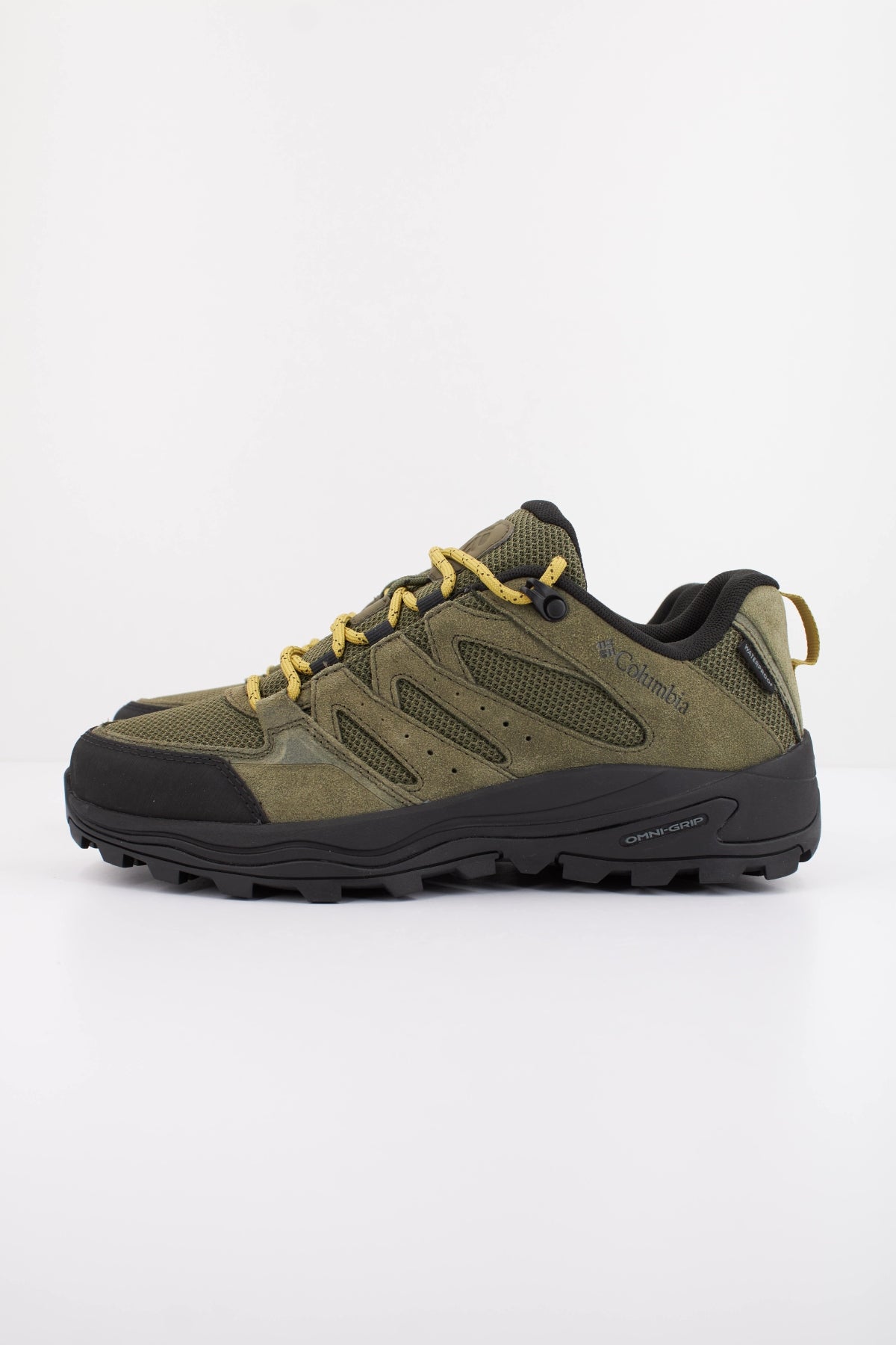 COLUMBIA REDMOND IV LOW WP en color VERDE  (1)