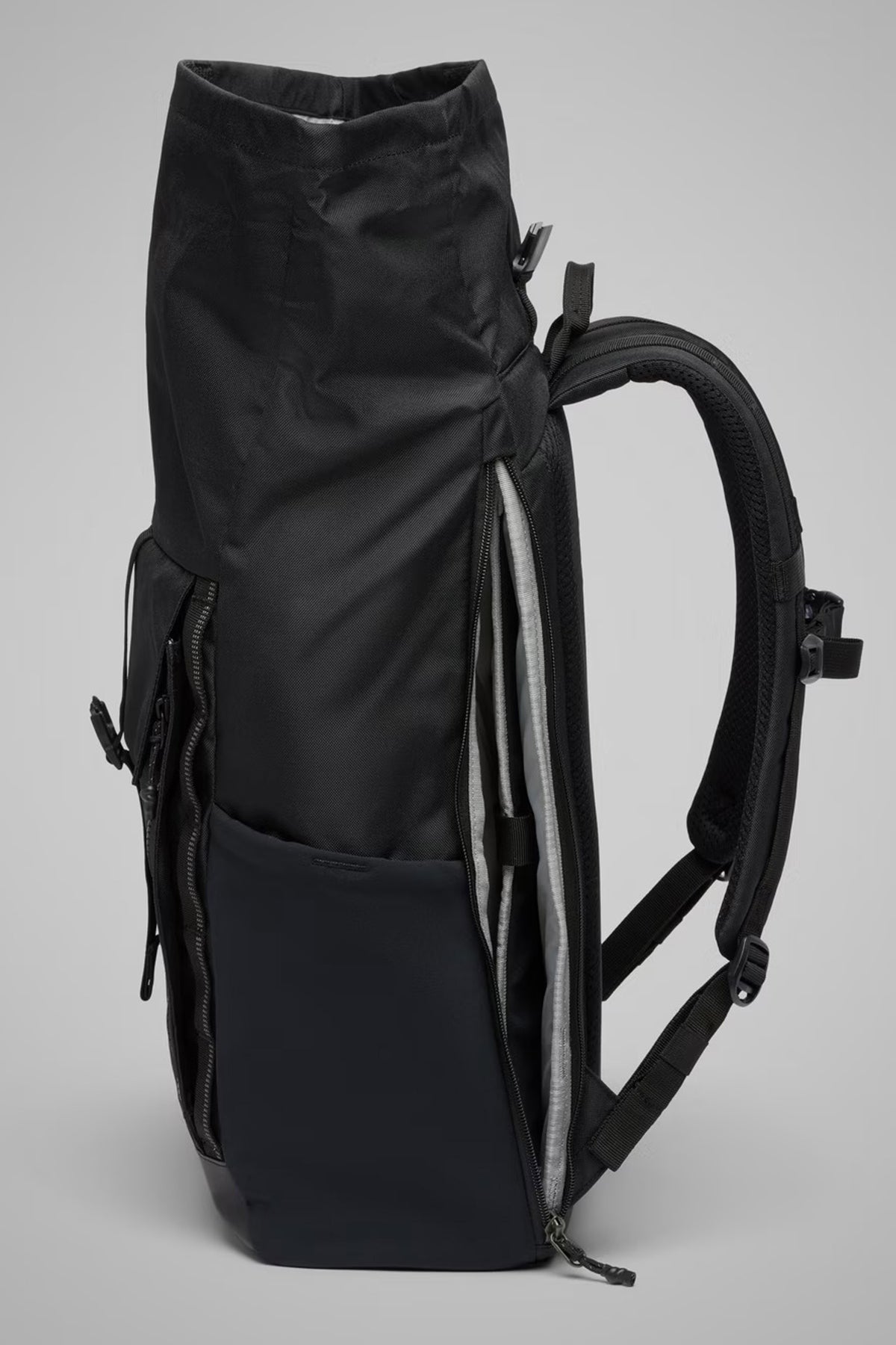 COLUMBIA CONVEY III L BACKPACK en color NEGRO  (4)