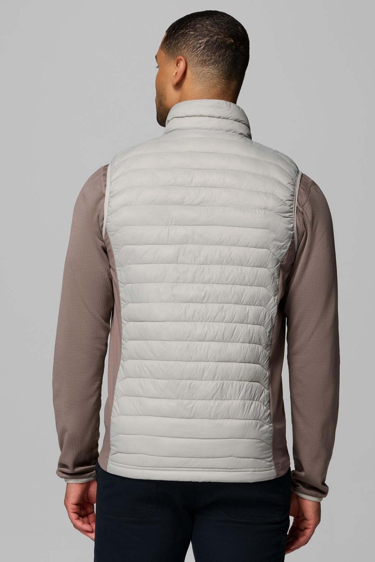 COLUMBIA POWDER PASS HYBRID VEST en color GRIS  (2)