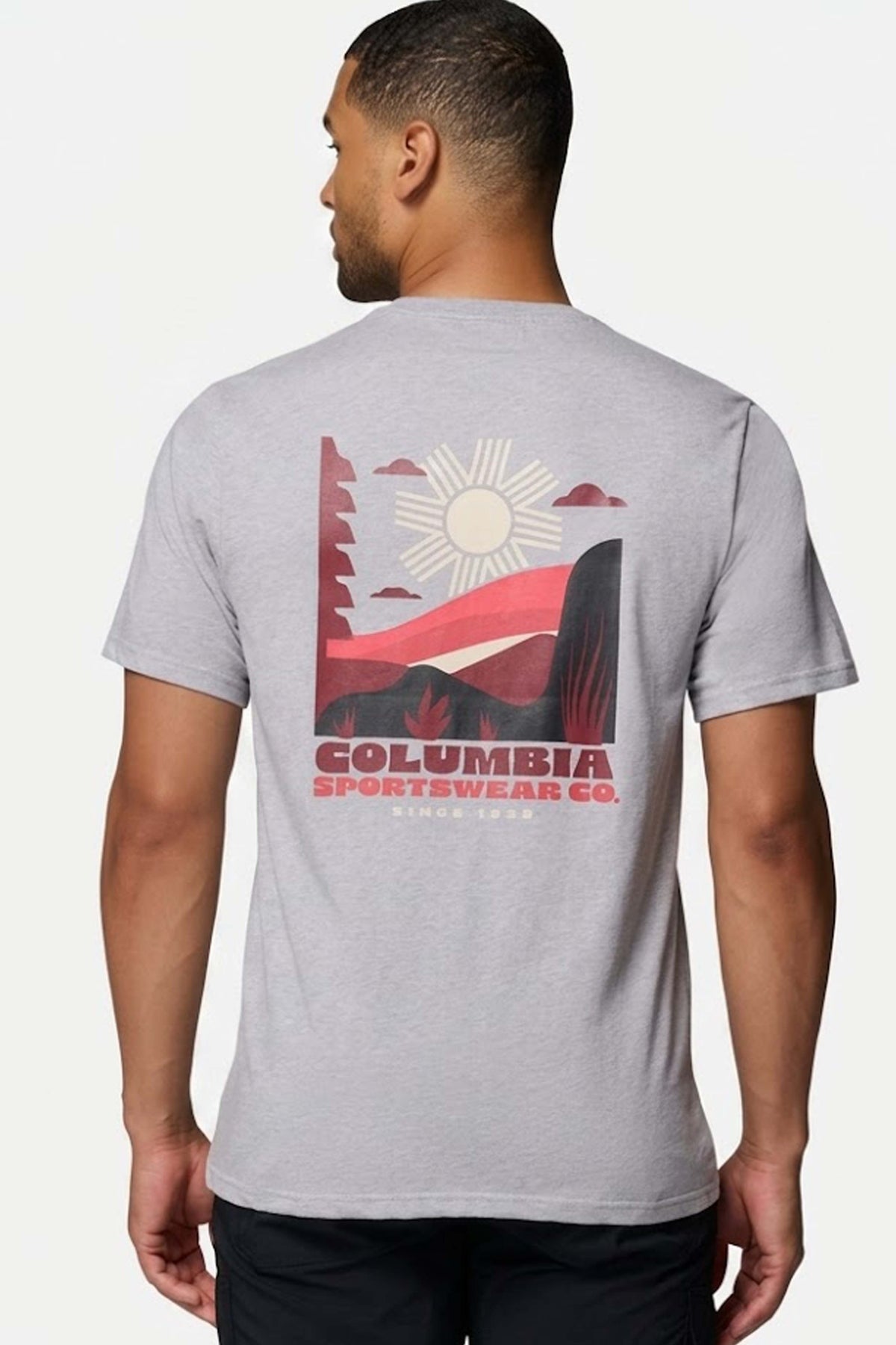 COLUMBIA  OUTDOOR BACK GRAPHIC  en color VIOLETA  (2)