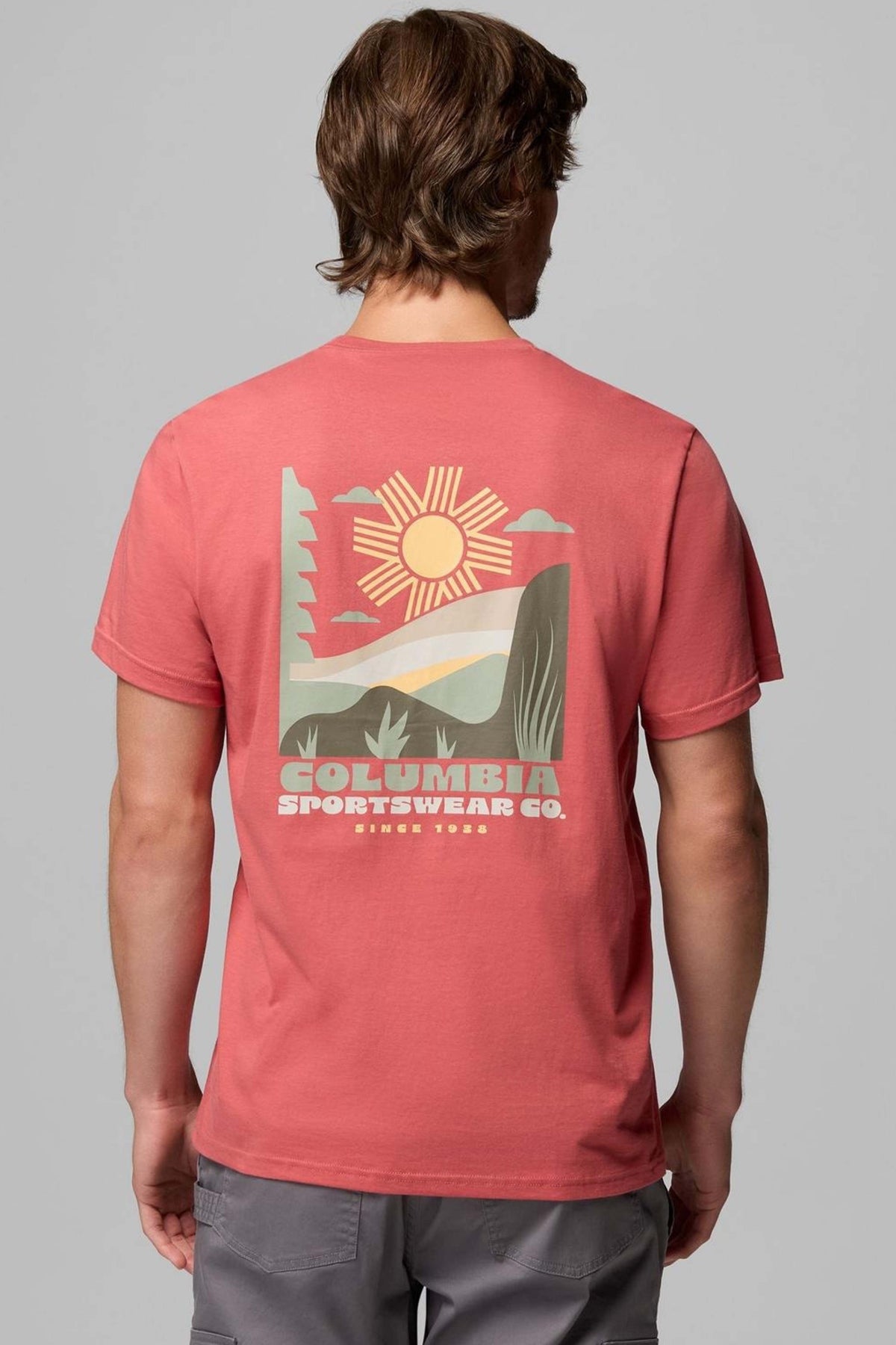 COLUMBIA  OUTDOOR BACK GRAPHIC  en color NARANJA  (2)