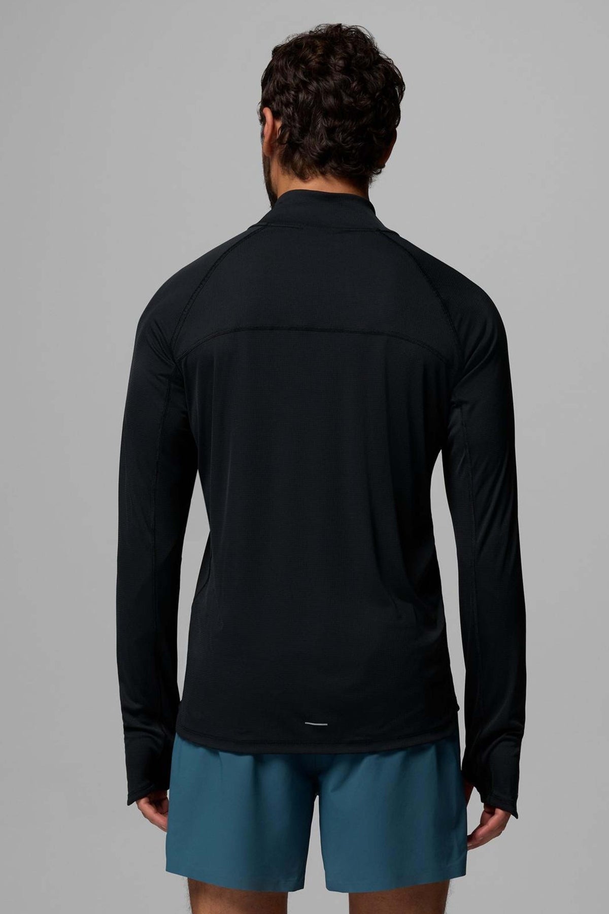 COLUMBIA STEALTH SPRING LS HZ TEE en color NEGRO  (2)