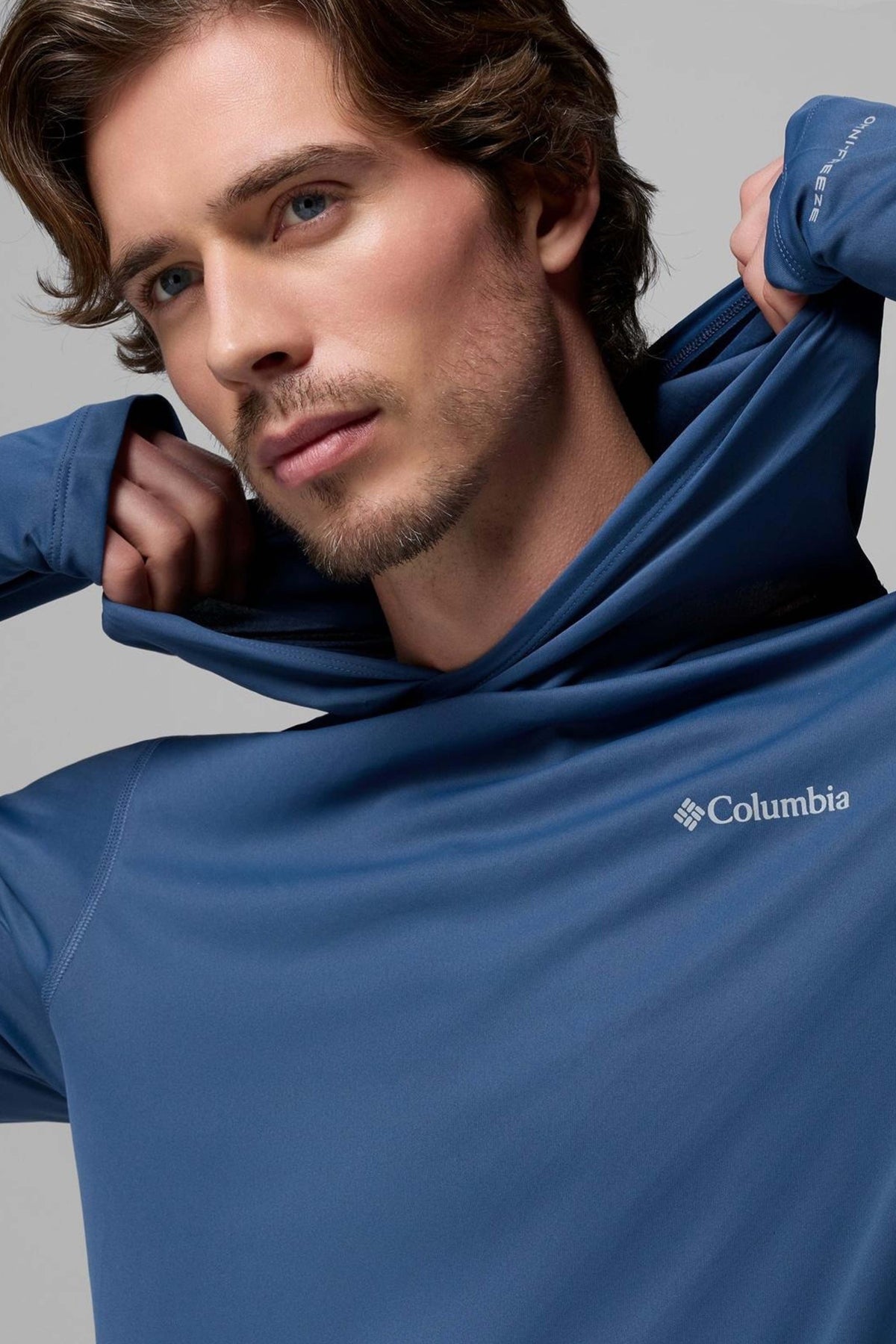 COLUMBIA ZERO RULES LIGHT HOODIE en color AZUL  (3)