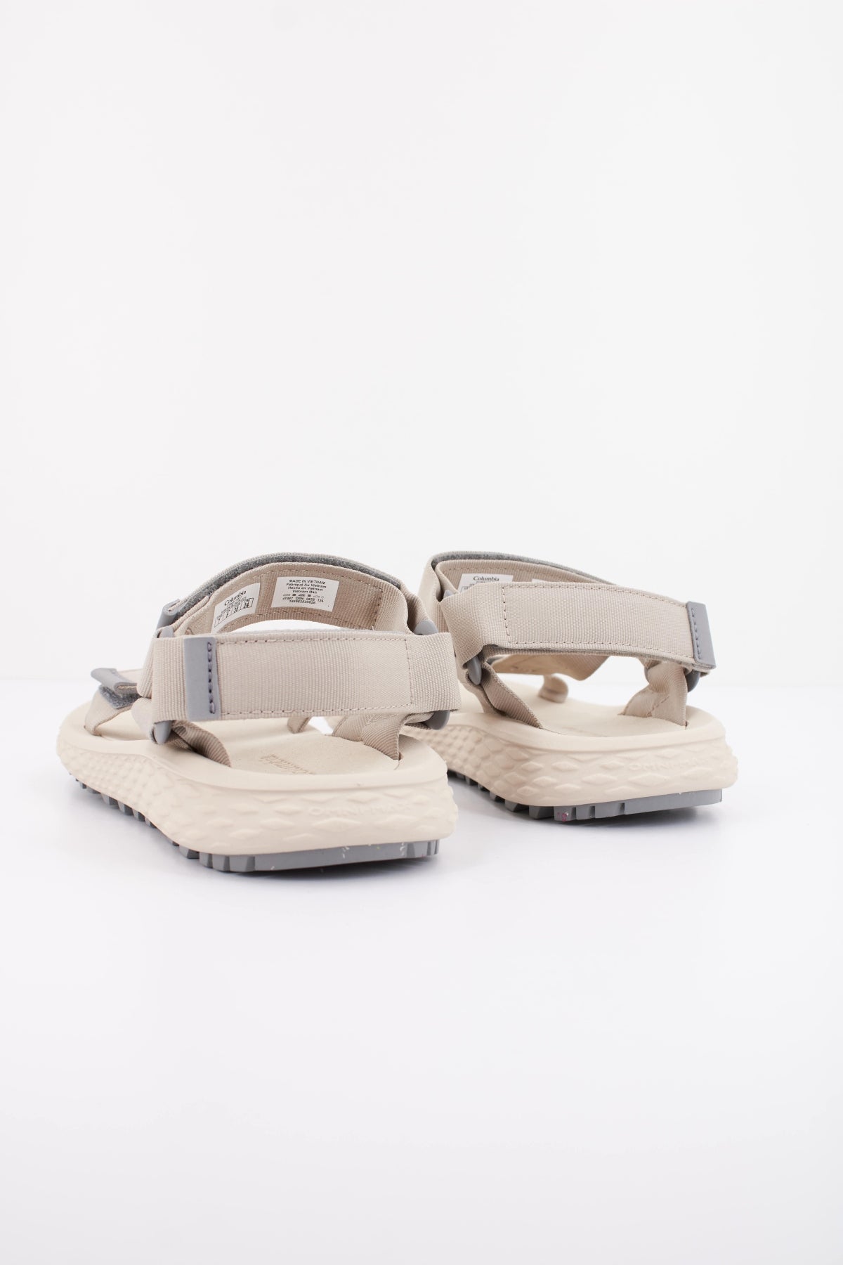 COLUMBIA KONOS GLOBETROT WMNS en color BEIS  (4)