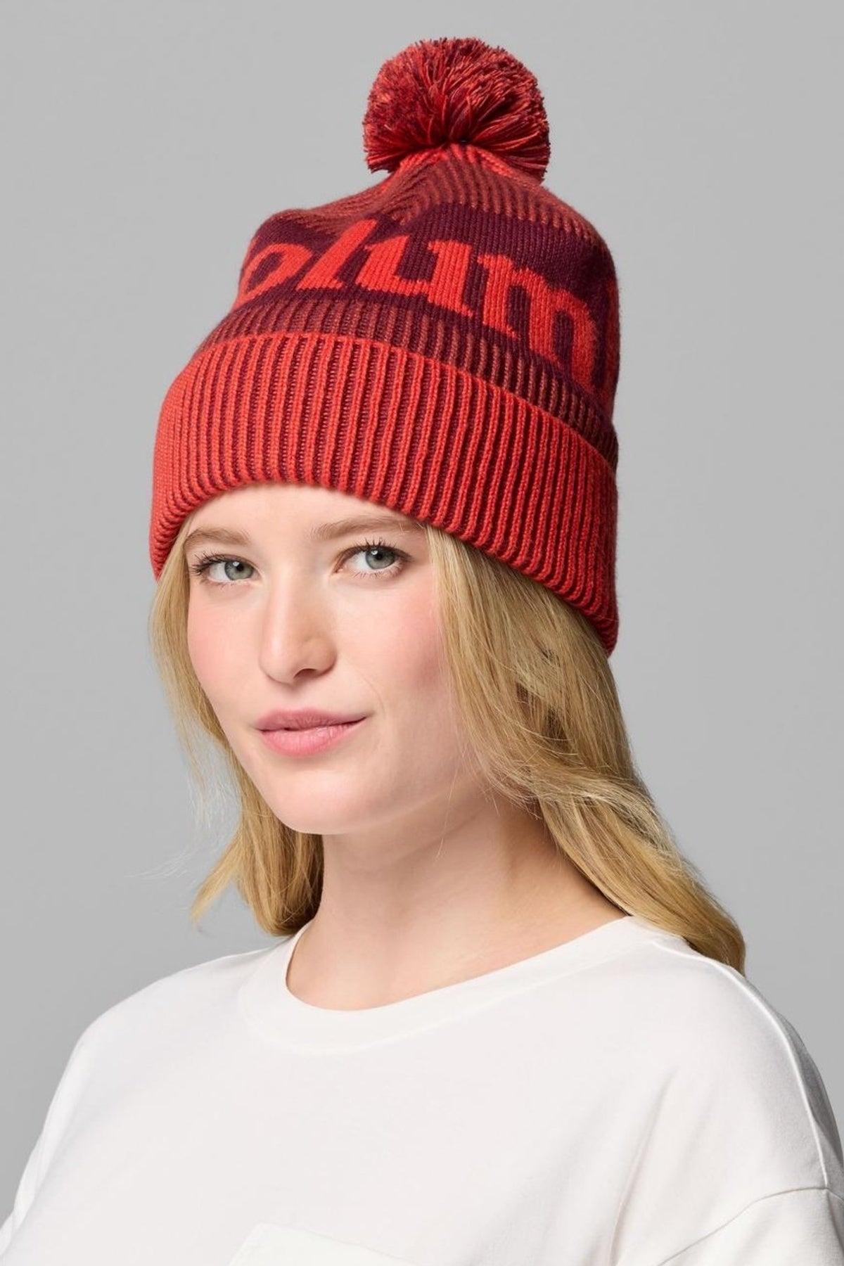 COLUMBIA POLAR POWDER III BEANIE en color   (4)