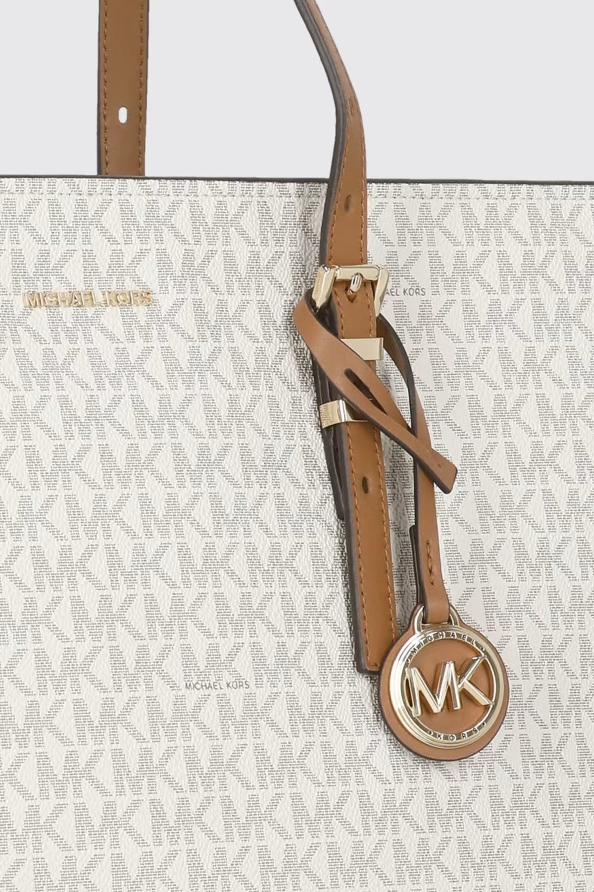 MICHAEL KORS QUINN en color BLANCO  (3)