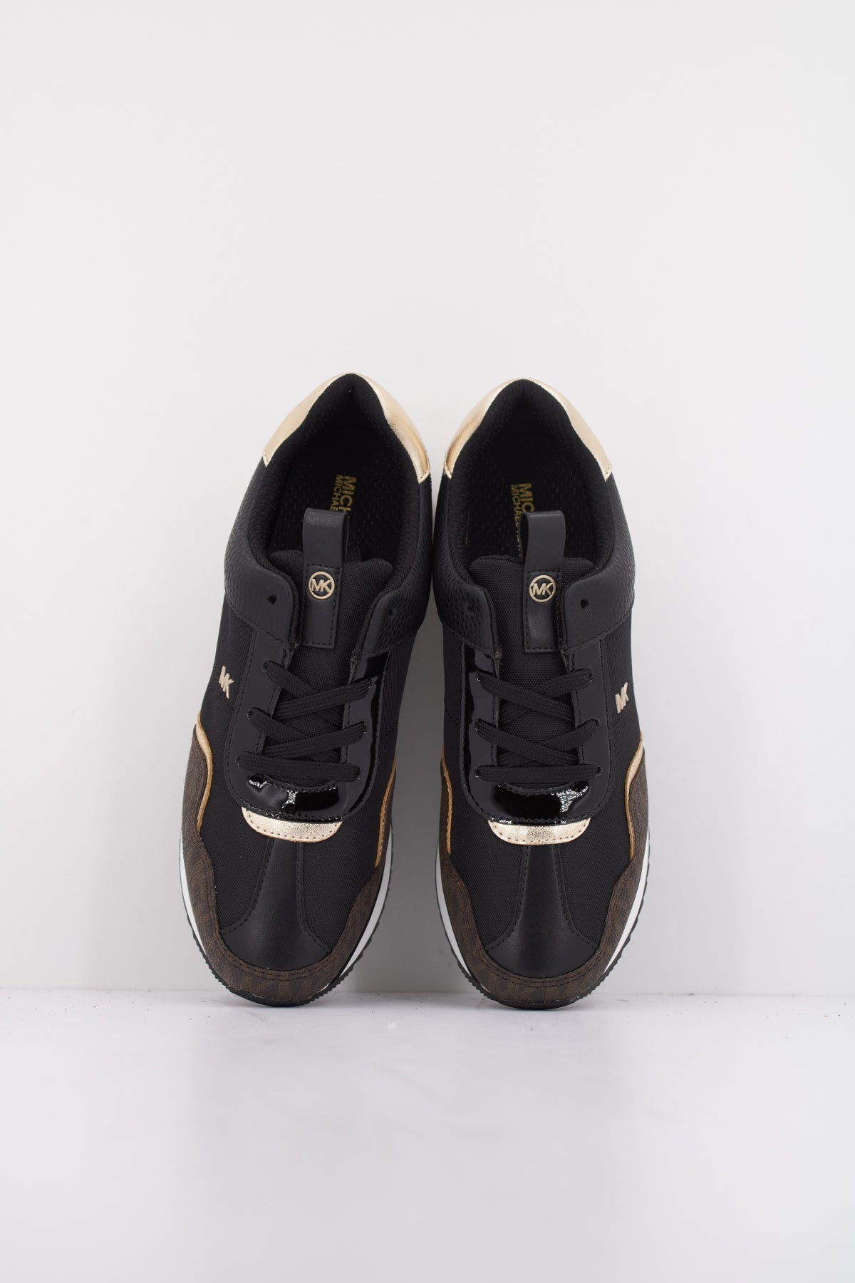 MICHAEL KORS RAINA TRAINER en color NEGRO  (3)
