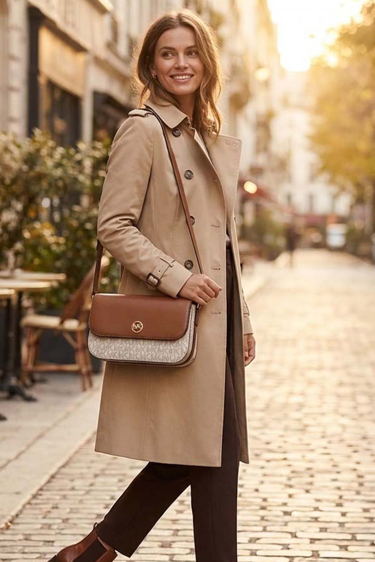 MICHAEL KORS JET SET TRAVEL en color BEIS  (1)