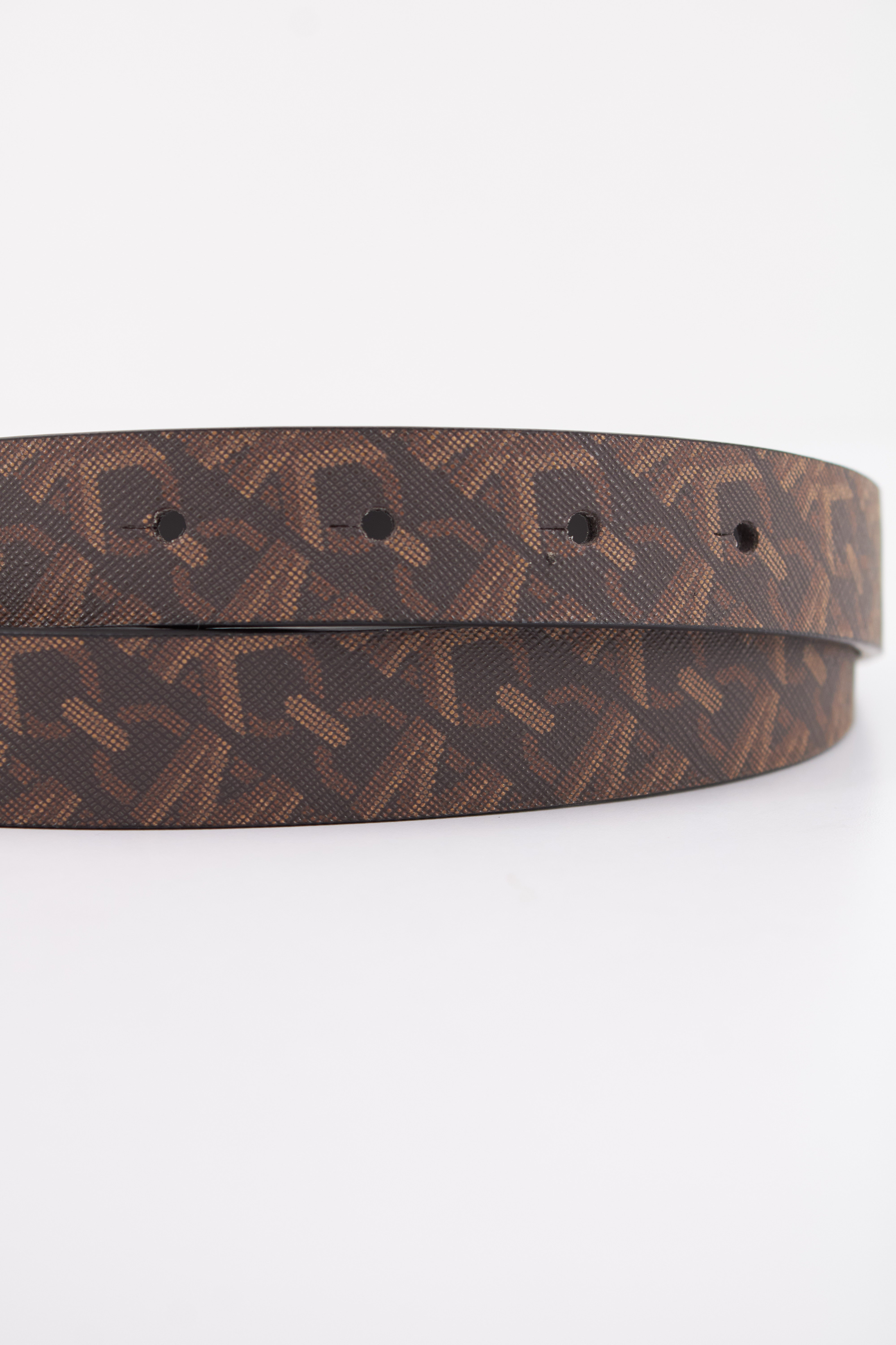 MICHAEL KORS REVERSIBLE BELT en color MARRON  (2)