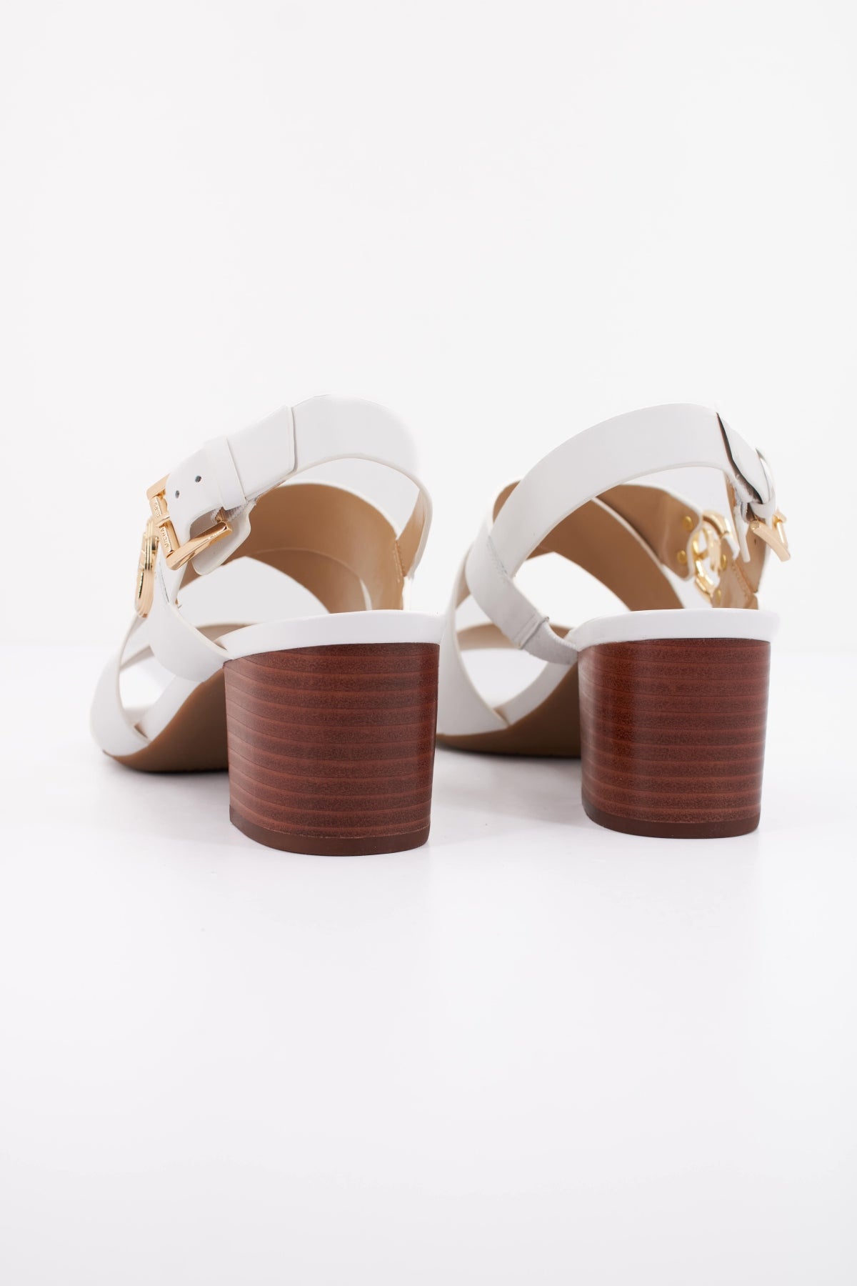 MICHAEL KORS VERA FLEX MID SANDAL en color BLANCO  (4)