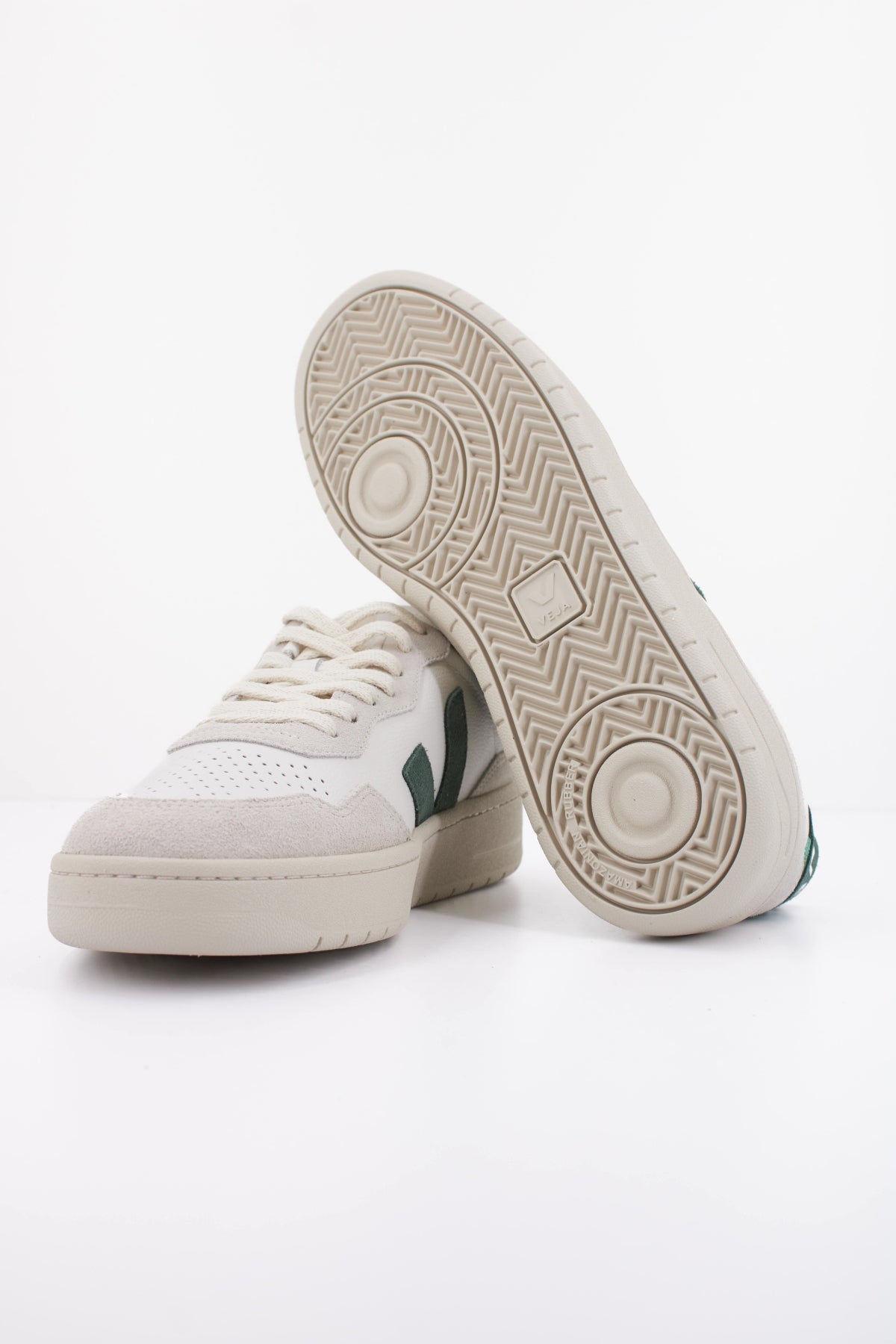 VEJA VDB  en color BLANCO  (5)