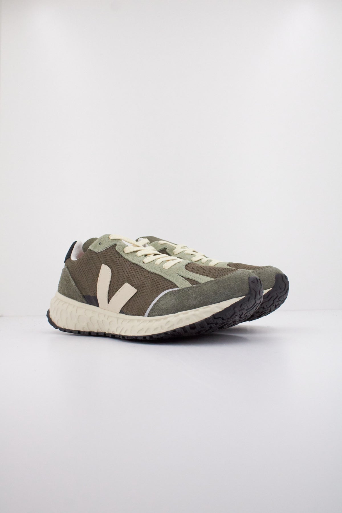 VEJA CONDOR ROYALE en color VERDE  (2)