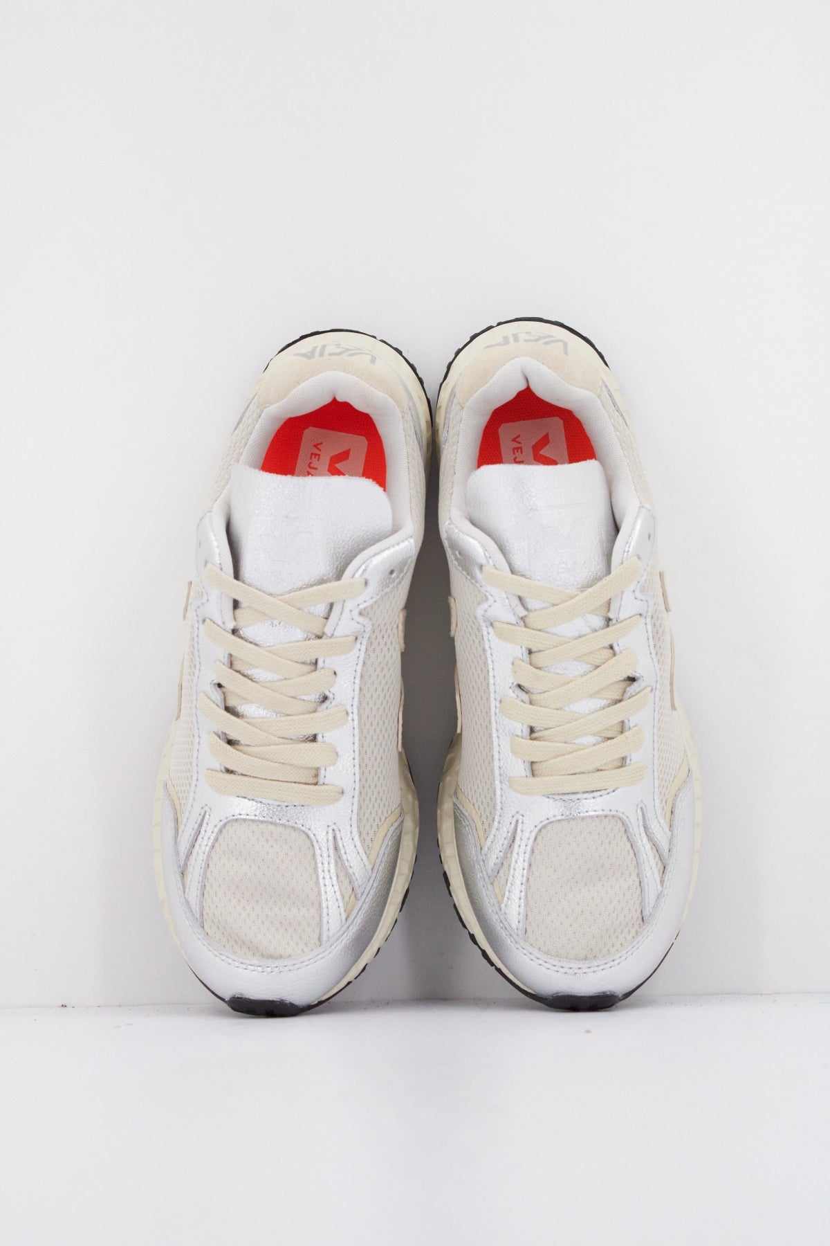 VEJA CONDOR ROYALE en color PLATA  (3)