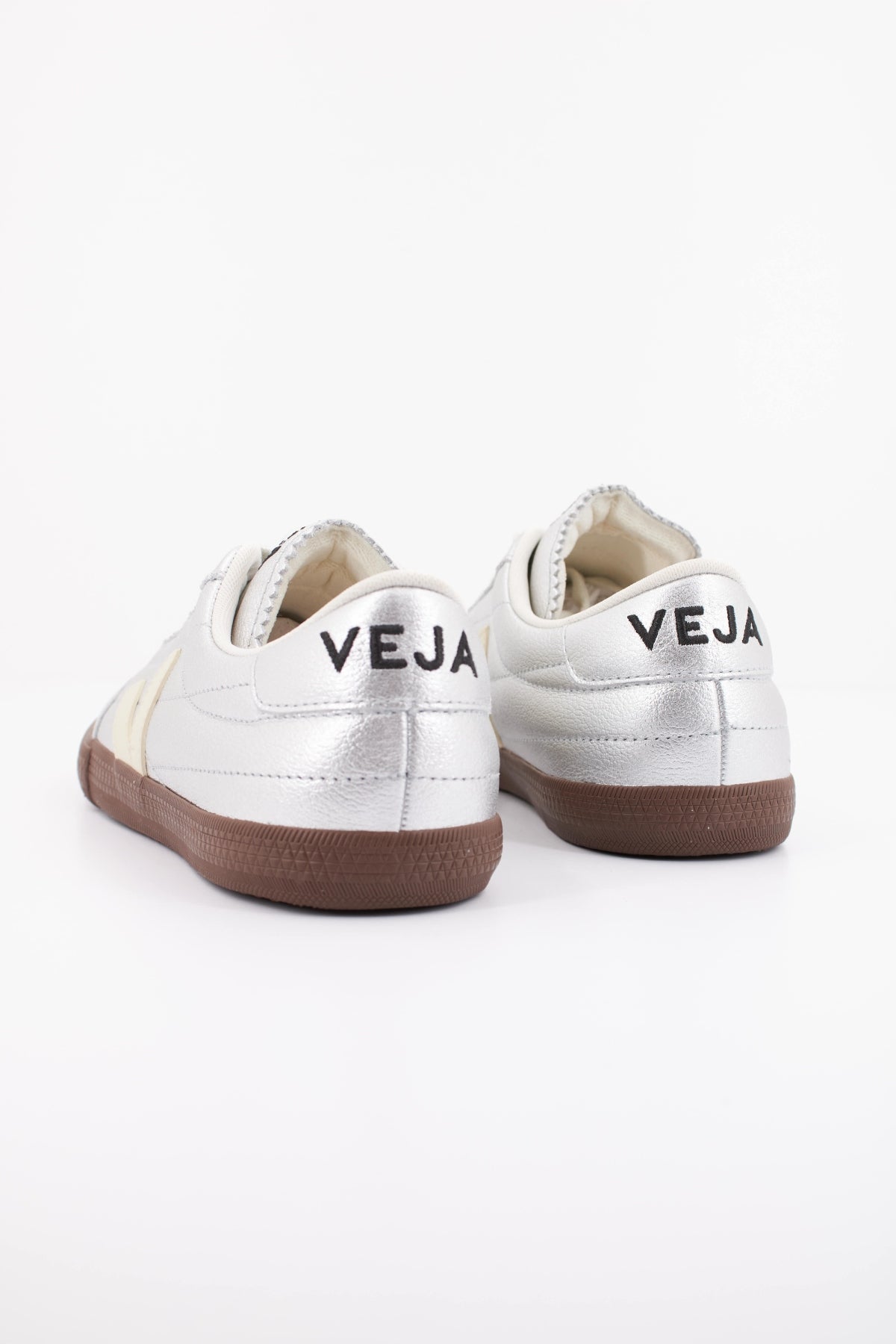 VEJA FUA  en color PLATA  (4)