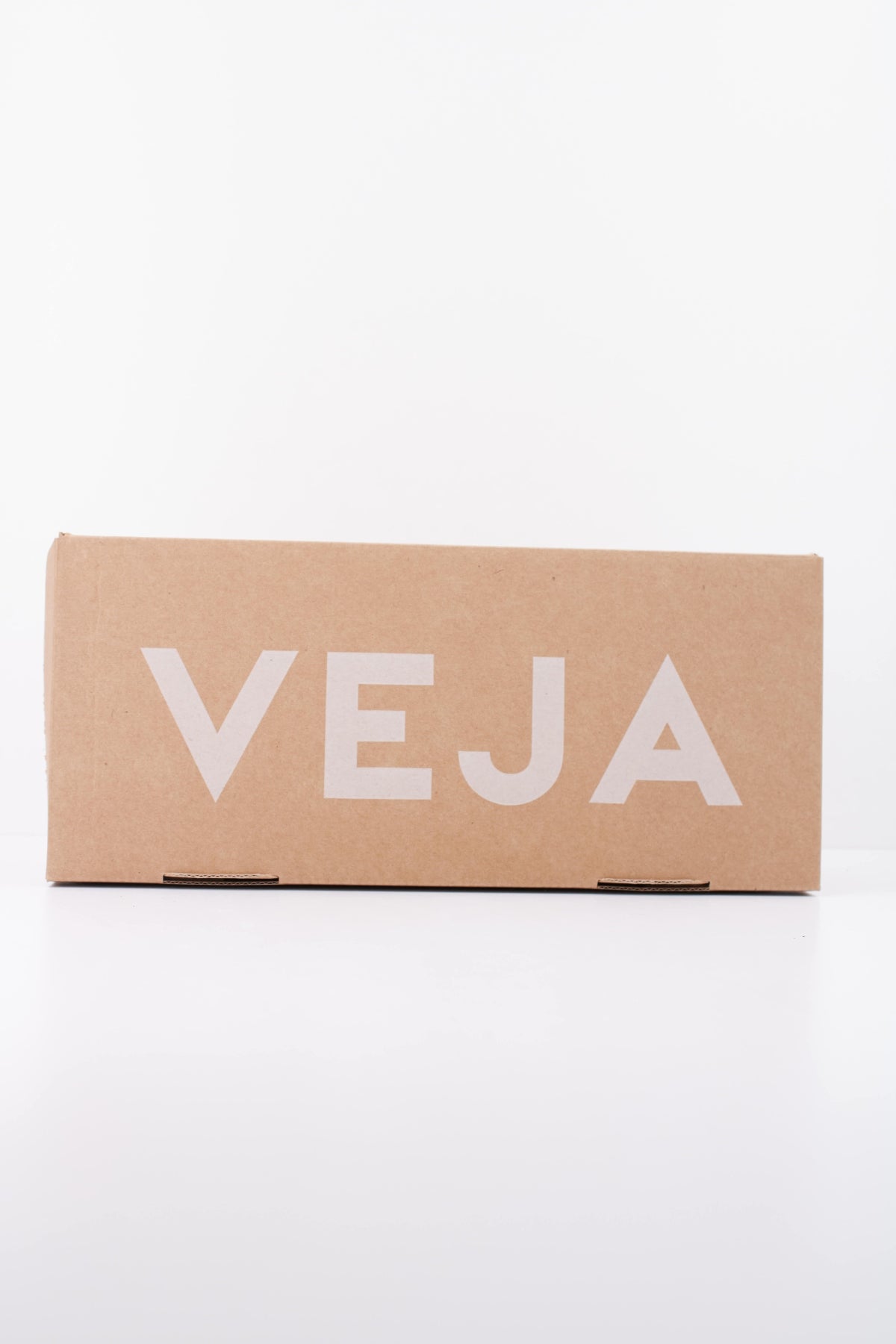 VEJA SANDALIA ARPOADOR en color NEGRO  (6)
