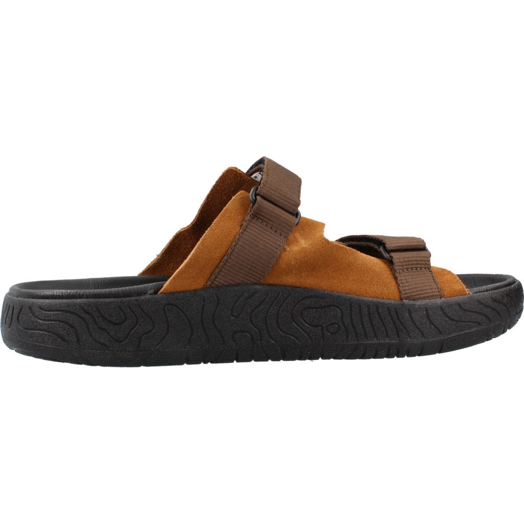 VEJA SANDALIA ARPOADOR en color MARRON  (4)