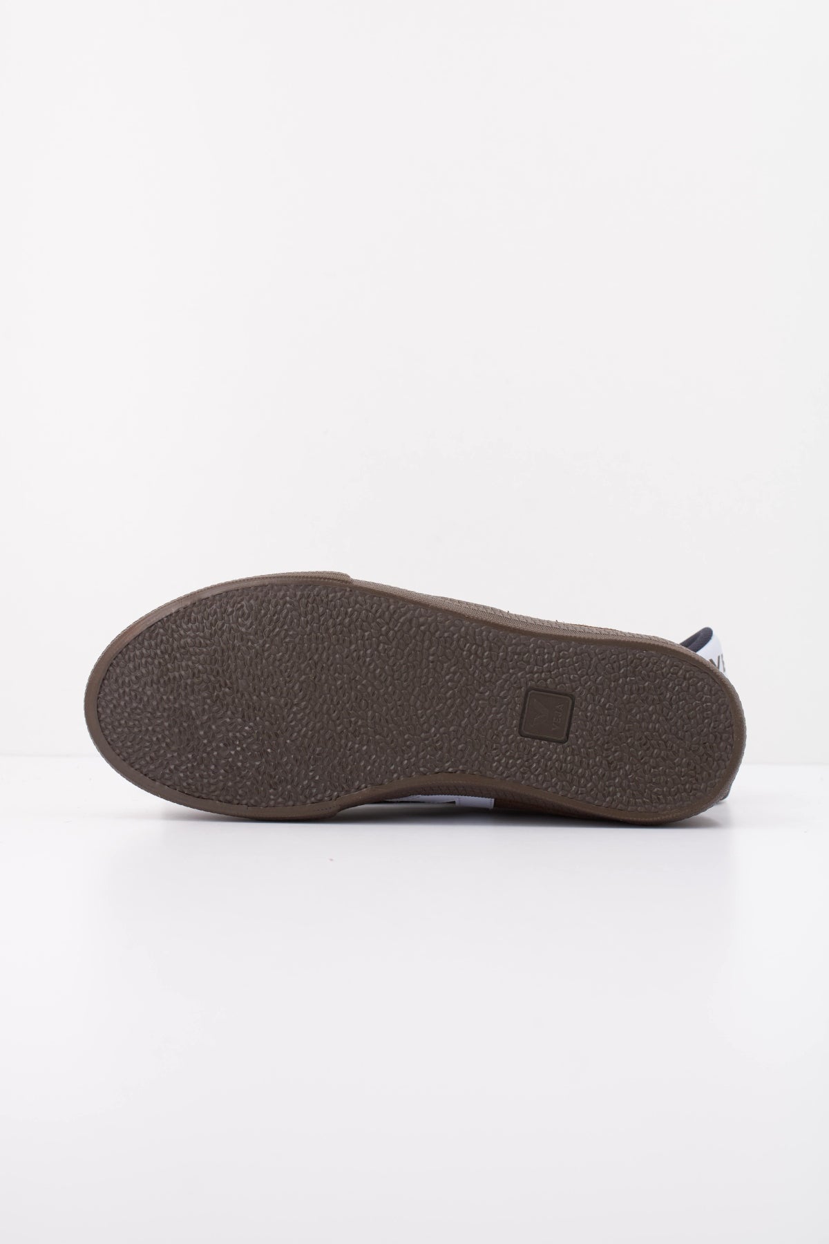 VEJA VOA en color MARRON  (5)