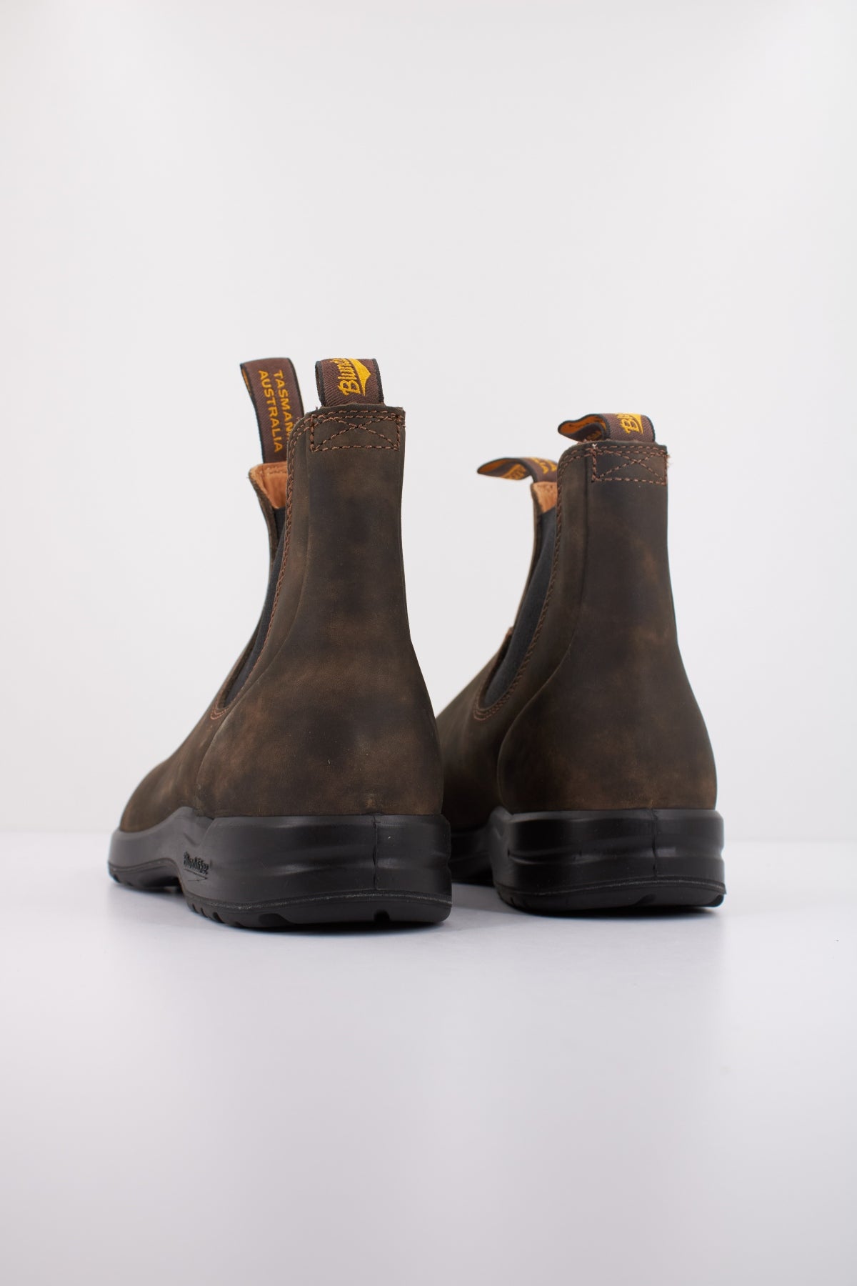 BLUNDSTONE CHELSEA BOOT en color MARRON  (4)