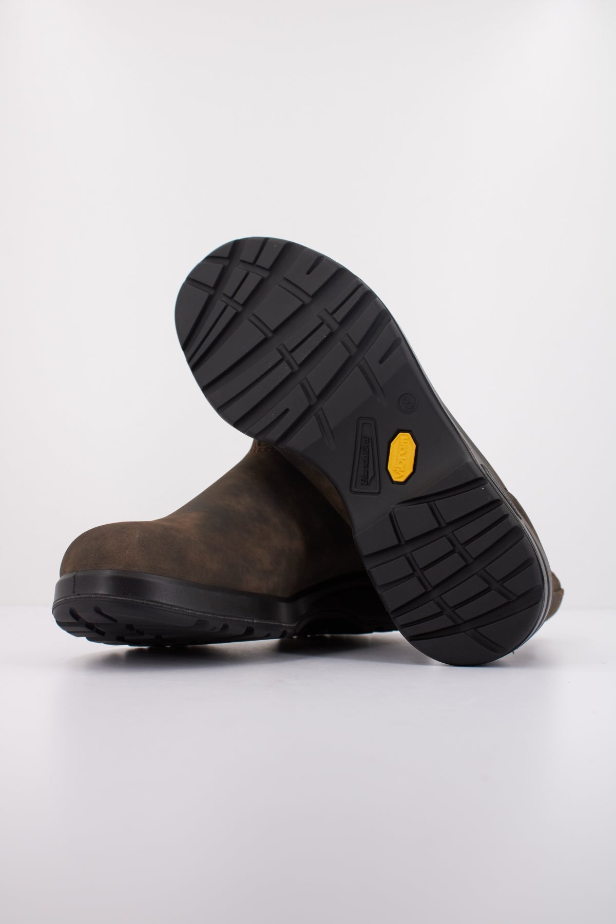 BLUNDSTONE CHELSEA BOOT en color MARRON  (5)