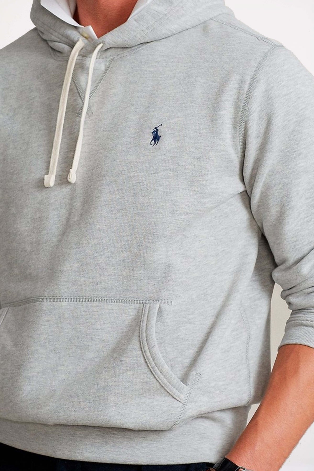 POLO RALPH LAUREN CLASSIC FIT PULLOVER HOODIE en color GRIS  (1)