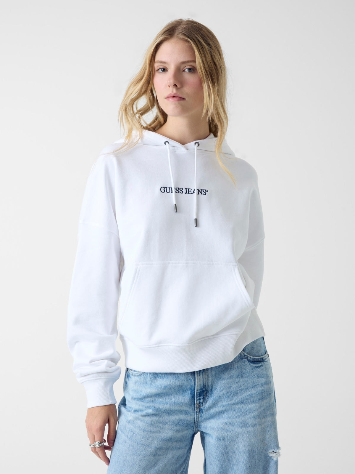 GUESS JEANS WRQ KI en color BLANCO  (1)