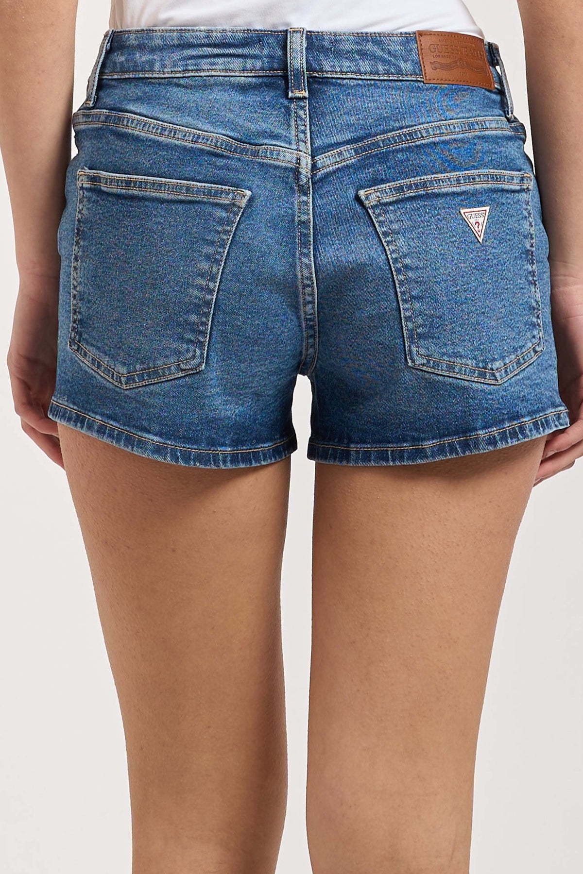 GUESS JEANS WYDY DR en color AZUL  (2)