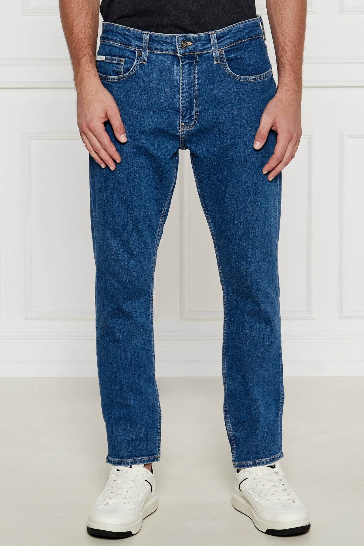 GUESS JEANS MYAC DDM en color AZUL  (1)