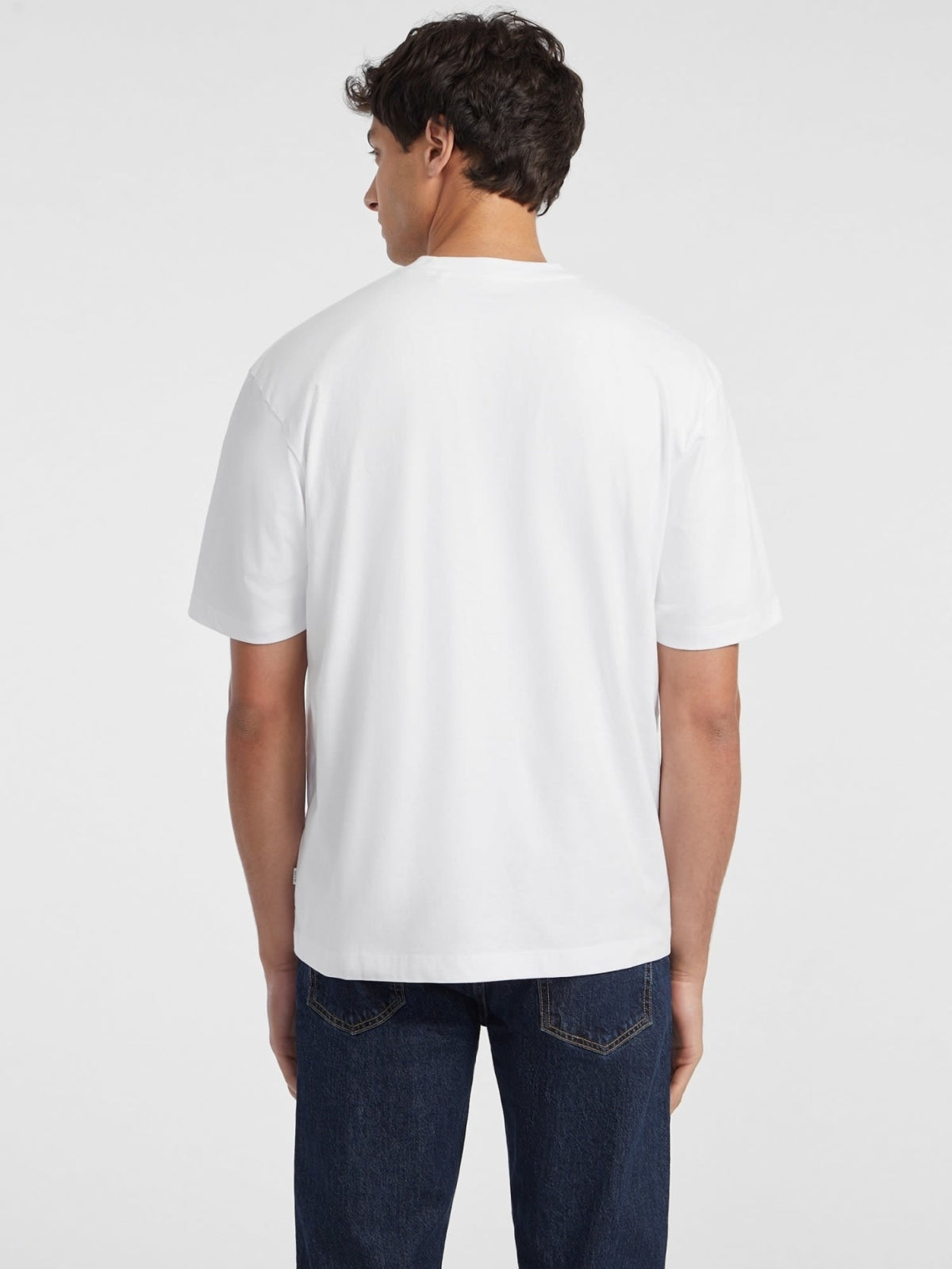 GUESS JEANS MYI KFQ en color BLANCO  (2)
