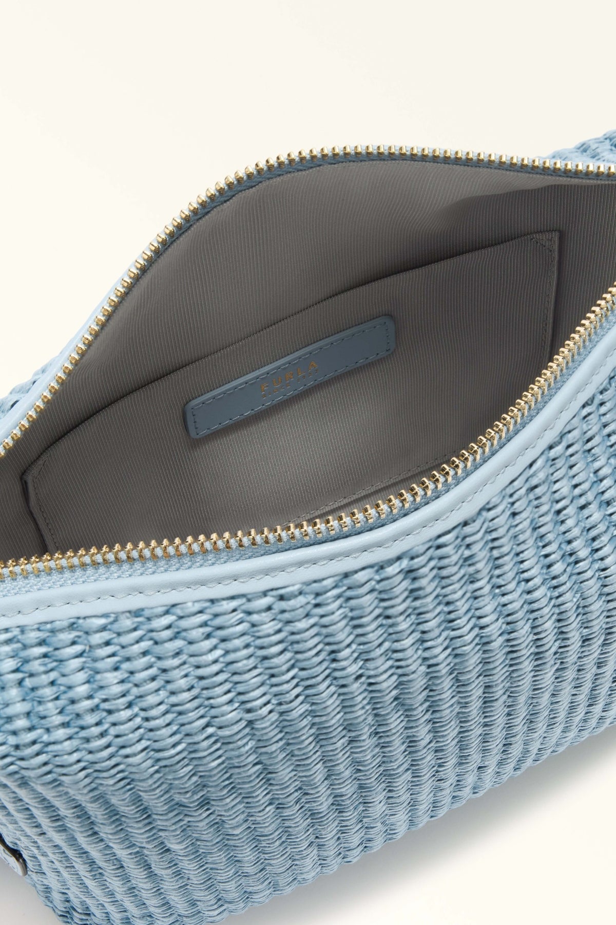 FURLA  TONIE  en color AZUL  (2)