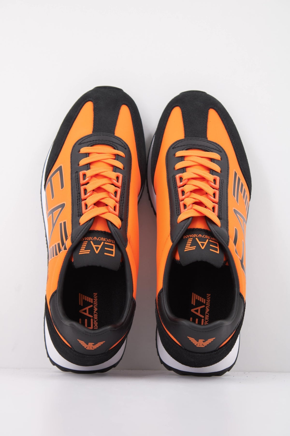 EA BY EMPORIO ARMANI X AF SNEAKER en color NARANJA  (3)