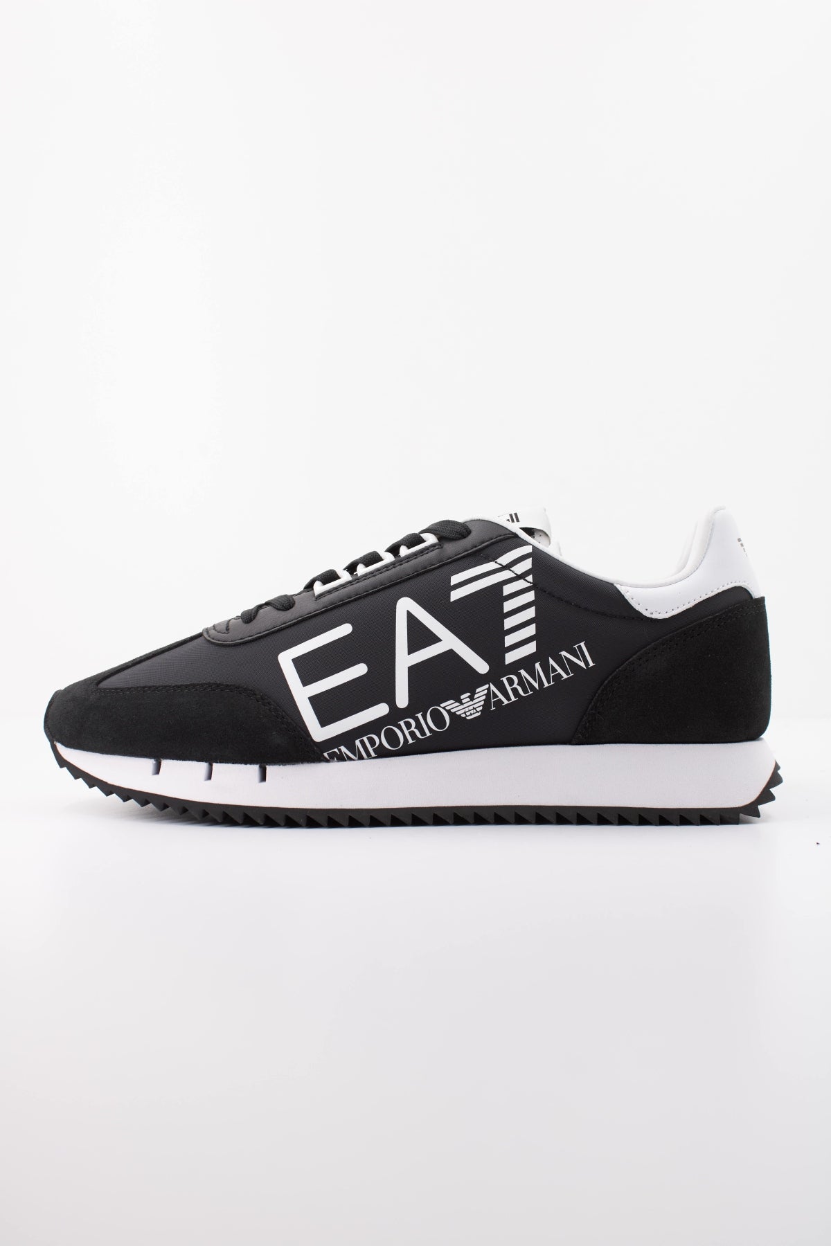 EA BY EMPORIO ARMANI X AF en color NEGRO  (1)
