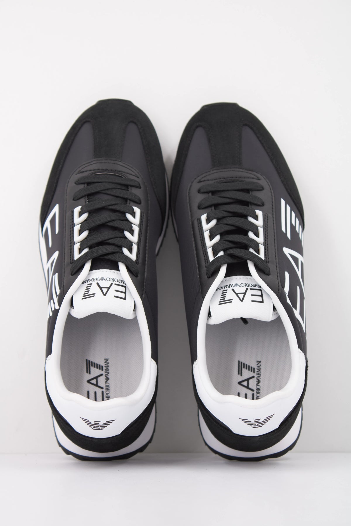 EA BY EMPORIO ARMANI X AF en color NEGRO  (3)
