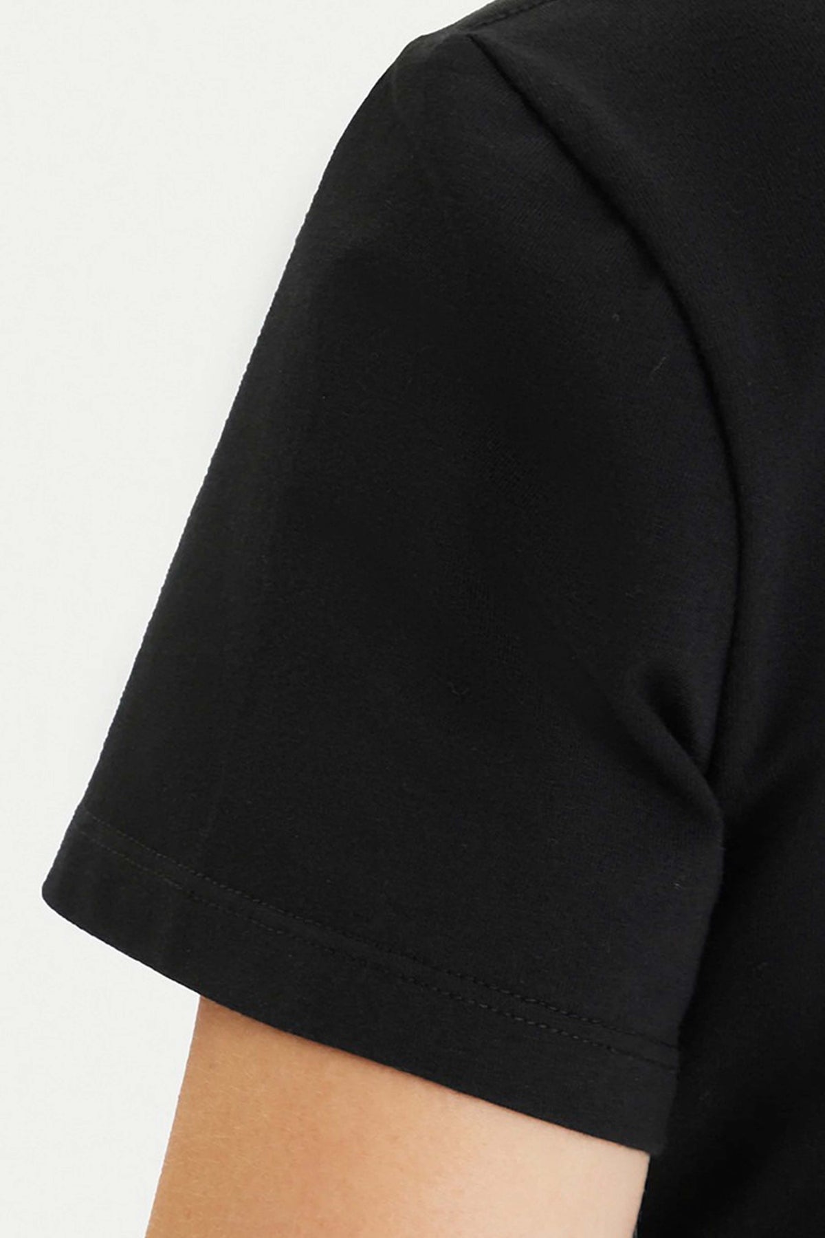 CALVIN KLEIN JEANS LVFG en color NEGRO  (3)