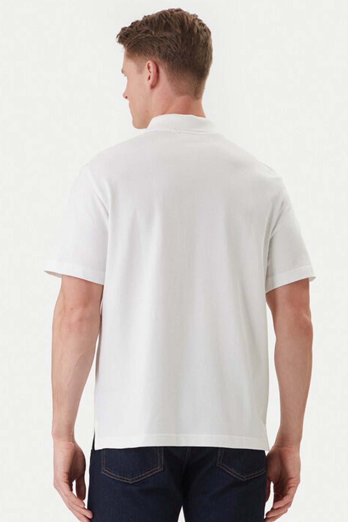 CALVIN KLEIN JEANS  MONOLOGO CASUAL en color BLANCO  (2)