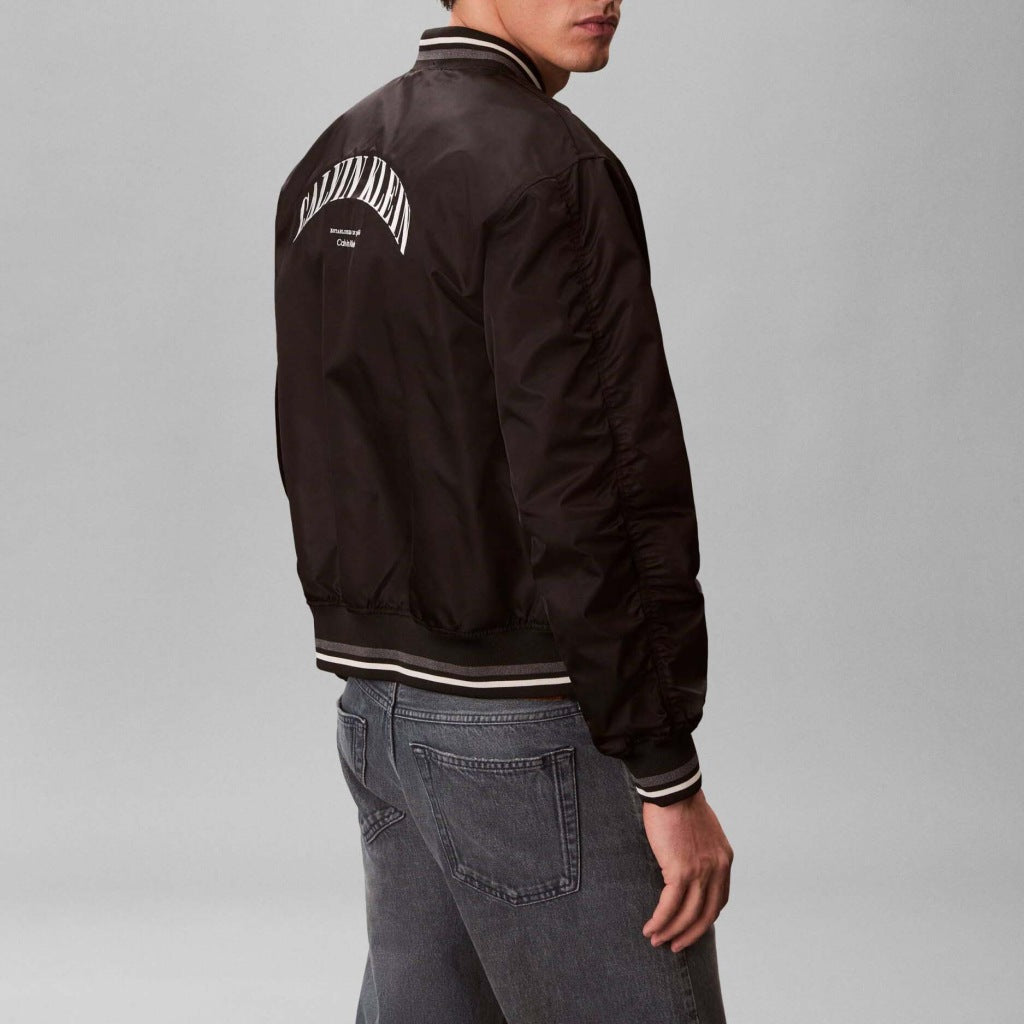 CALVIN KLEIN JEANS LVRFG en color NEGRO  (5)