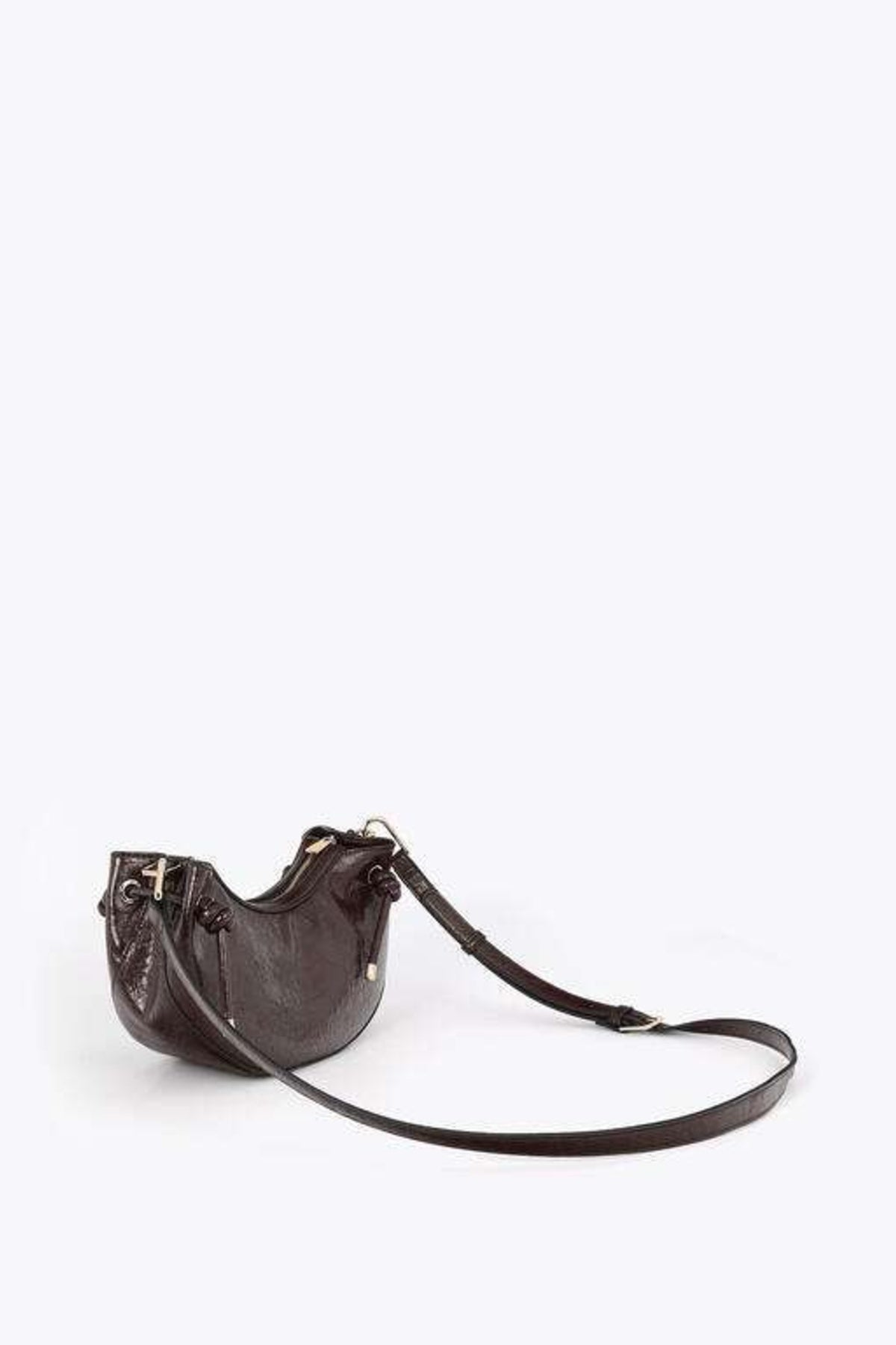 LOLA CASADEMUNT HALF-MOON SHOULDER BAG WITH METALLIC TUB en color MARRON  (2)