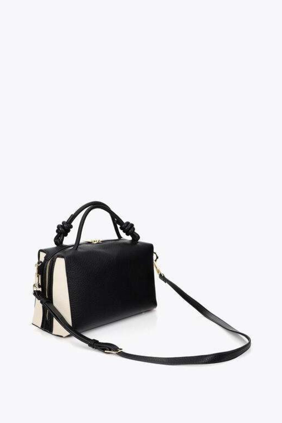 LOLA CASADEMUNT TWO-TONE LEATHER-EFFECT BOWLING en color NEGRO  (2)