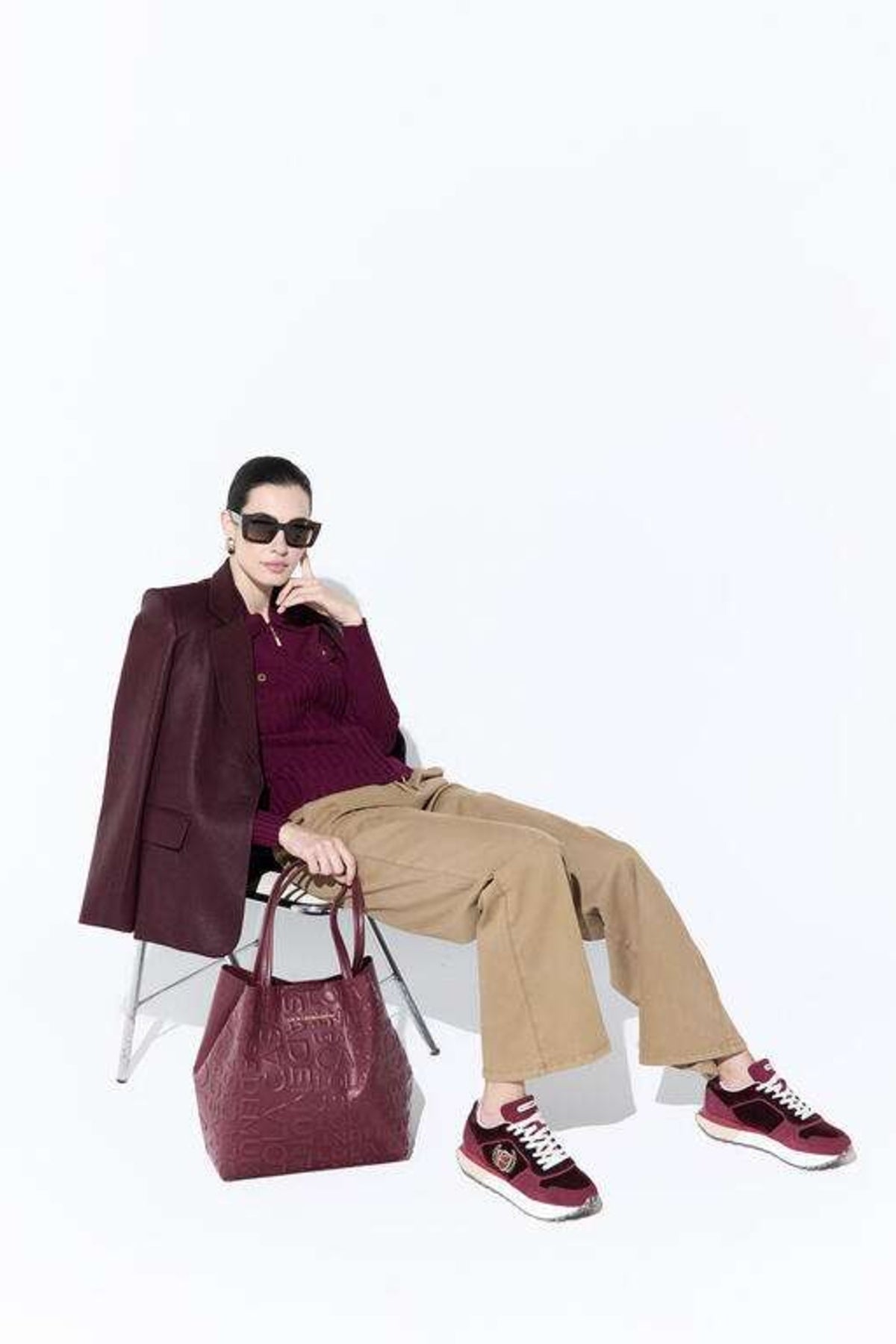 LOLA CASADEMUNT BASIC SHOPPER en color BURDEOS  (1)