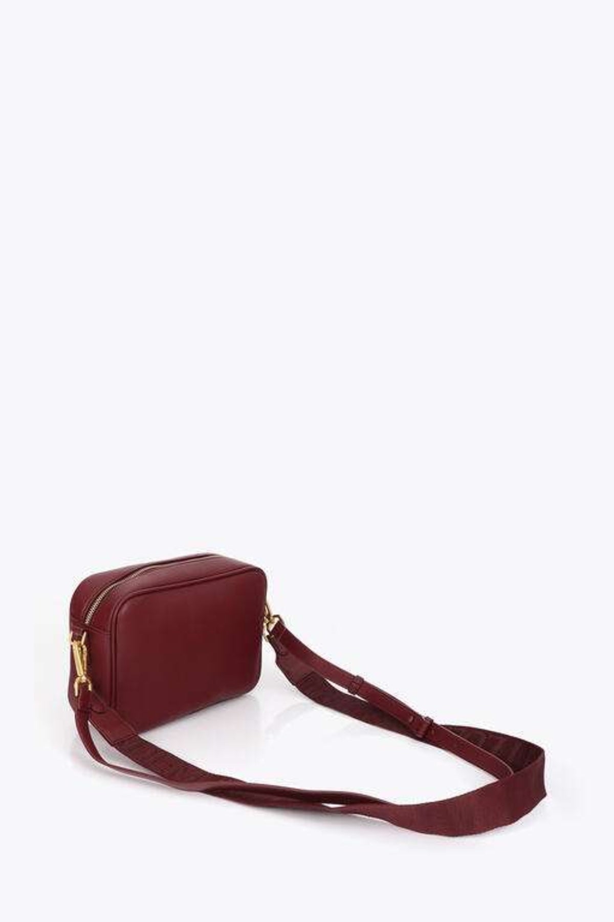 LOLA CASADEMUNT BASIC SHOULDER BAG en color BURDEOS  (4)