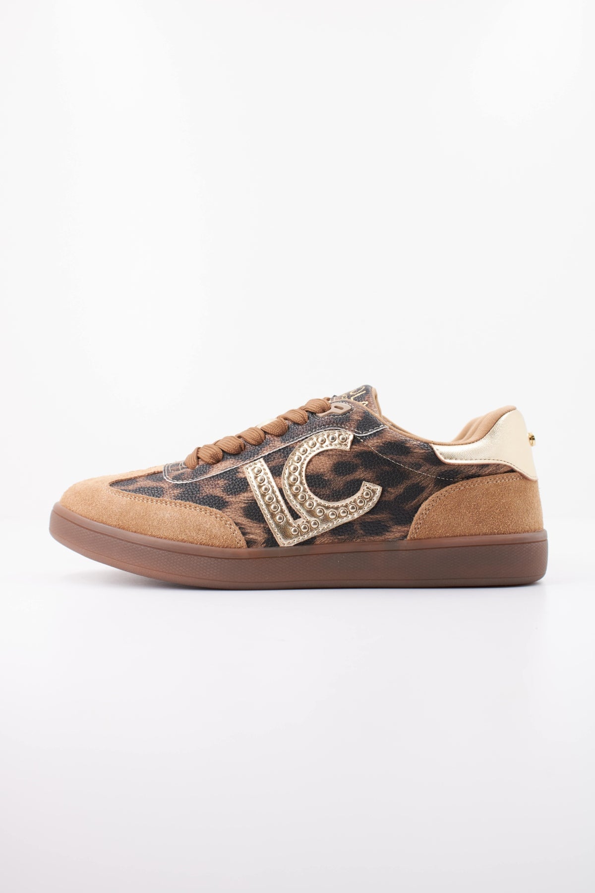 LOLA CASADEMUNT ANIMAL-PRINT SNEAKER WITH LOGO AND STUD  en color ANIMAL PRINT  (1)