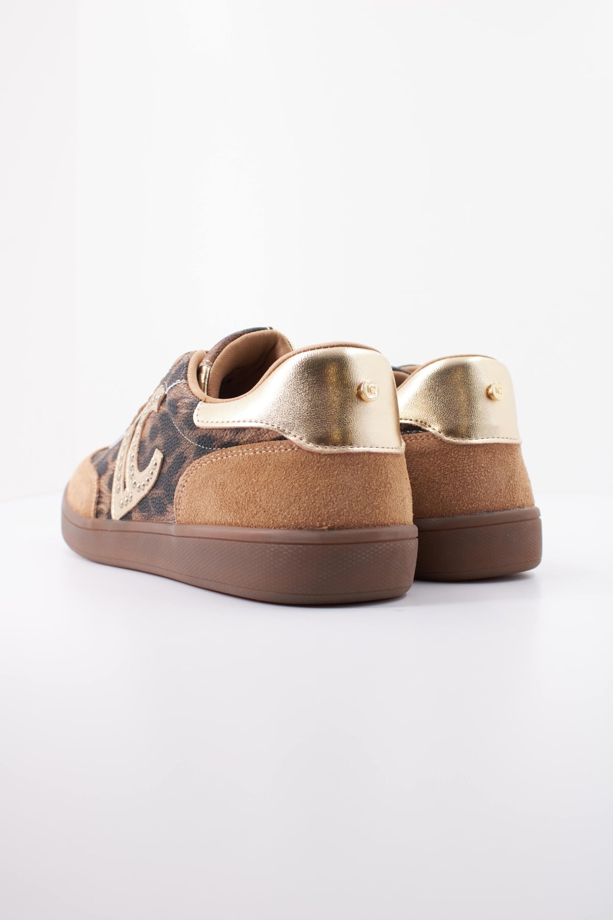LOLA CASADEMUNT ANIMAL-PRINT SNEAKER WITH LOGO AND STUD  en color ANIMAL PRINT  (4)