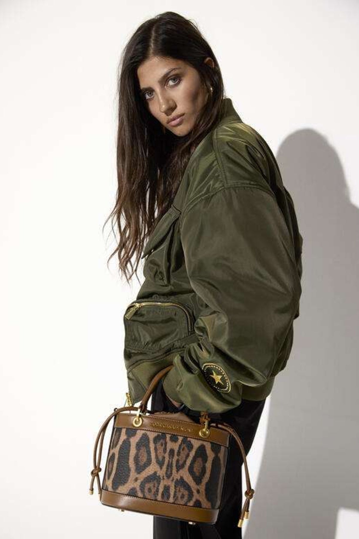 LOLA CASADEMUNT COMBINED BUCKET BAG WITH LEATHER EFFECT  en color ANIMAL PRINT  (1)
