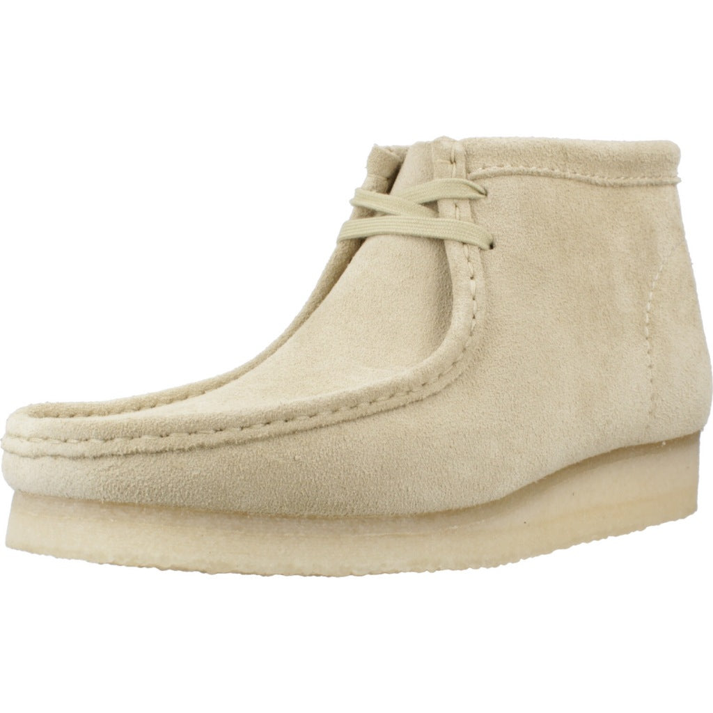 CLARKS ORIGINALS WALLABEE BOOT en color BEIS  (1)