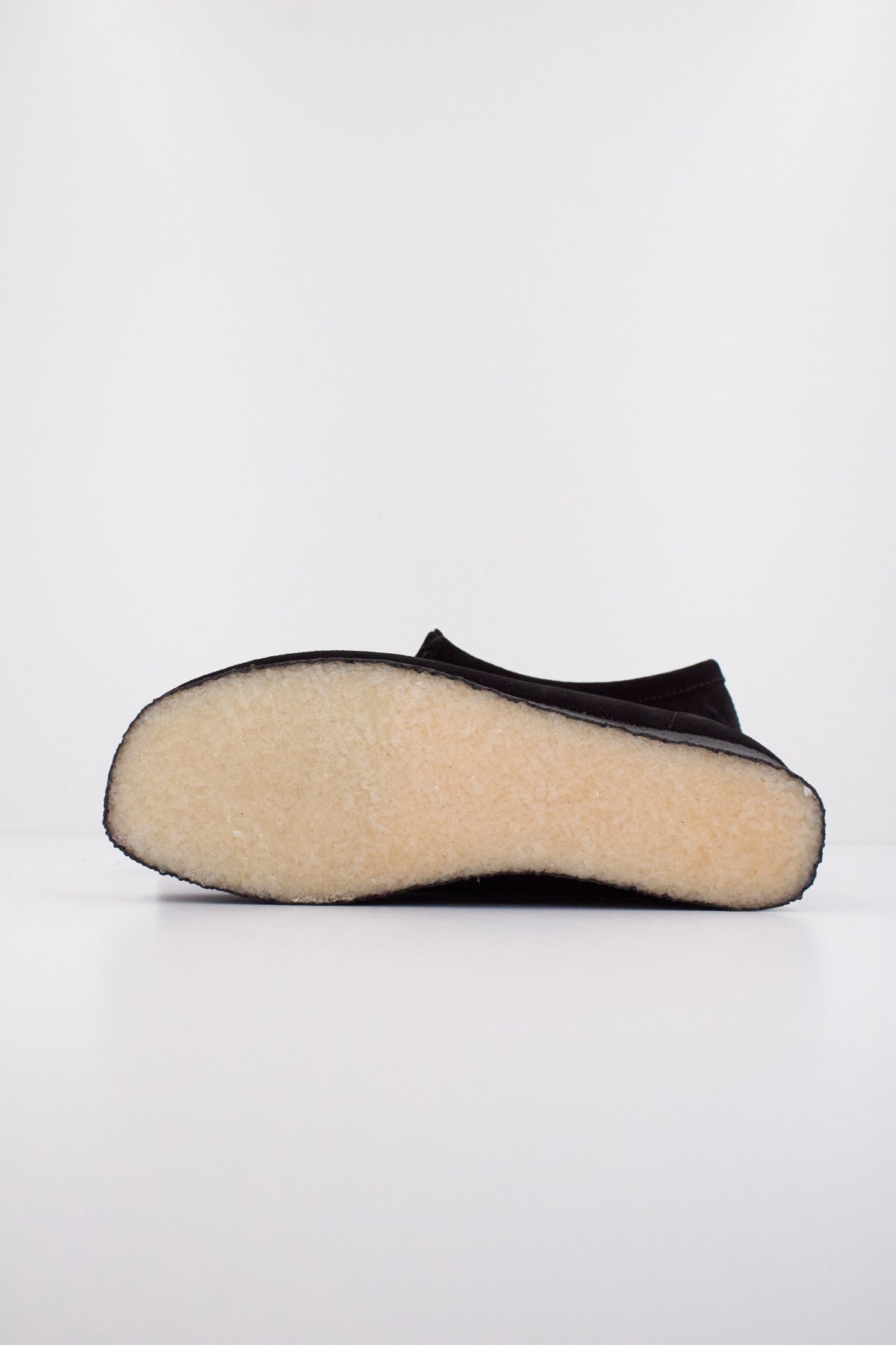 CLARKS ORIGINALS WALLABEE en color NEGRO  (5)