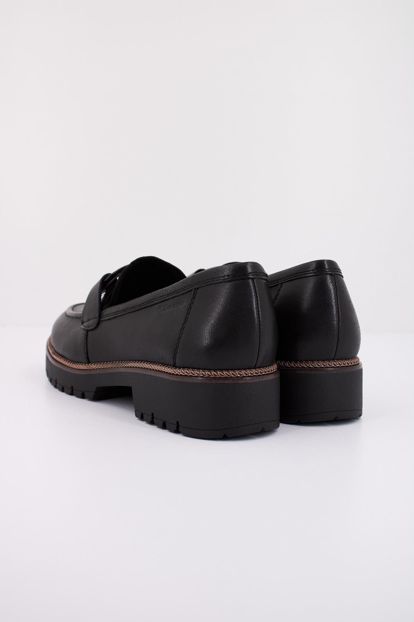 TAMARIS   MOCASINES en color NEGRO  (4)