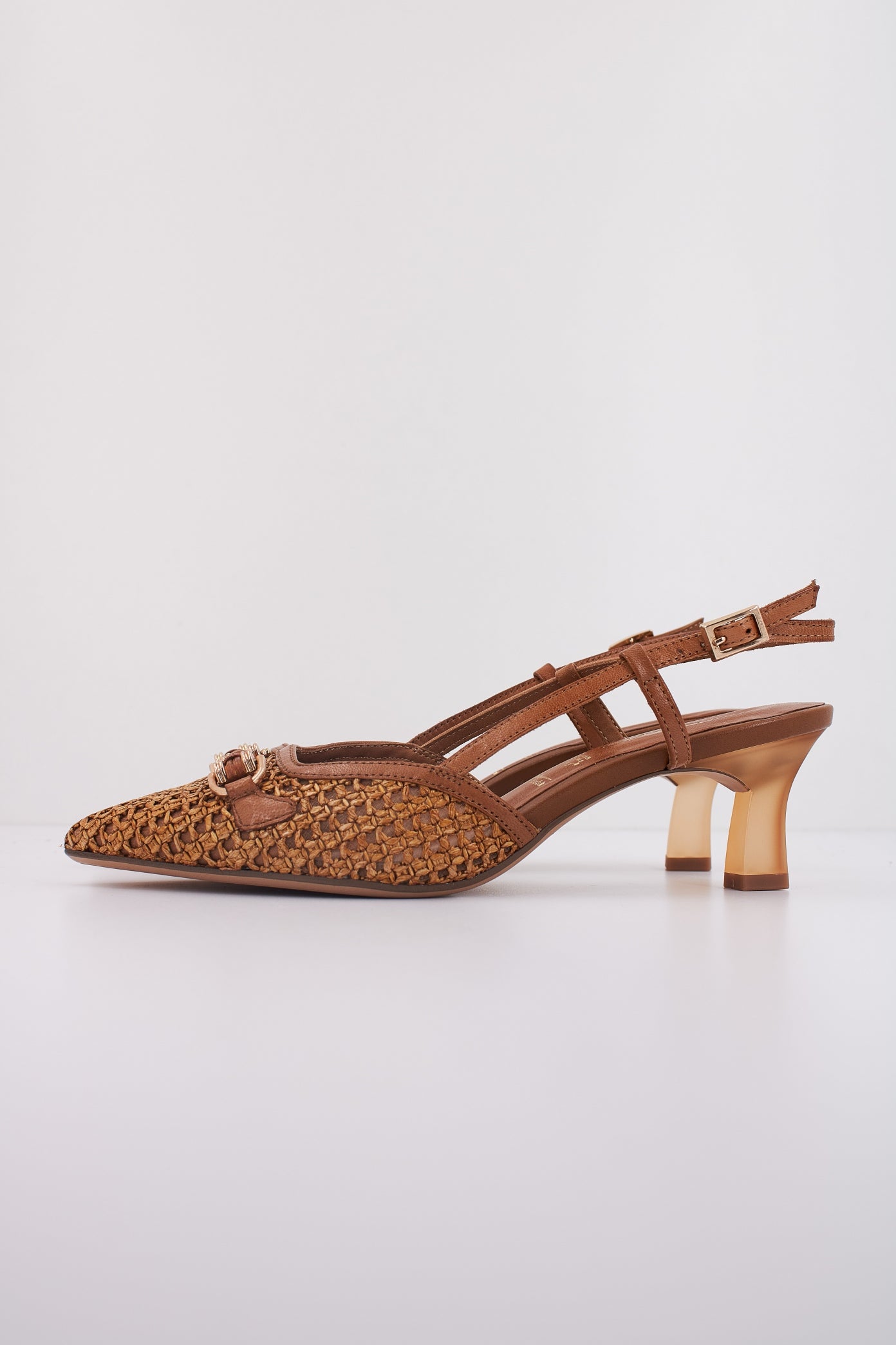TAMARIS   en color MARRON  (1)