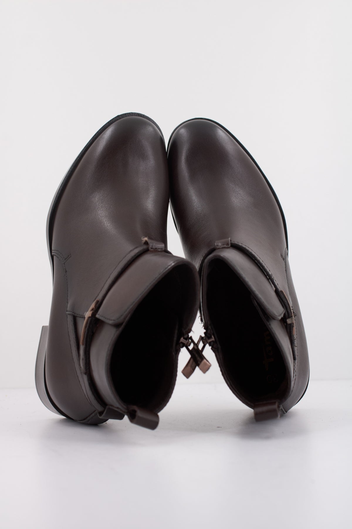 TAMARIS   en color MARRON  (3)